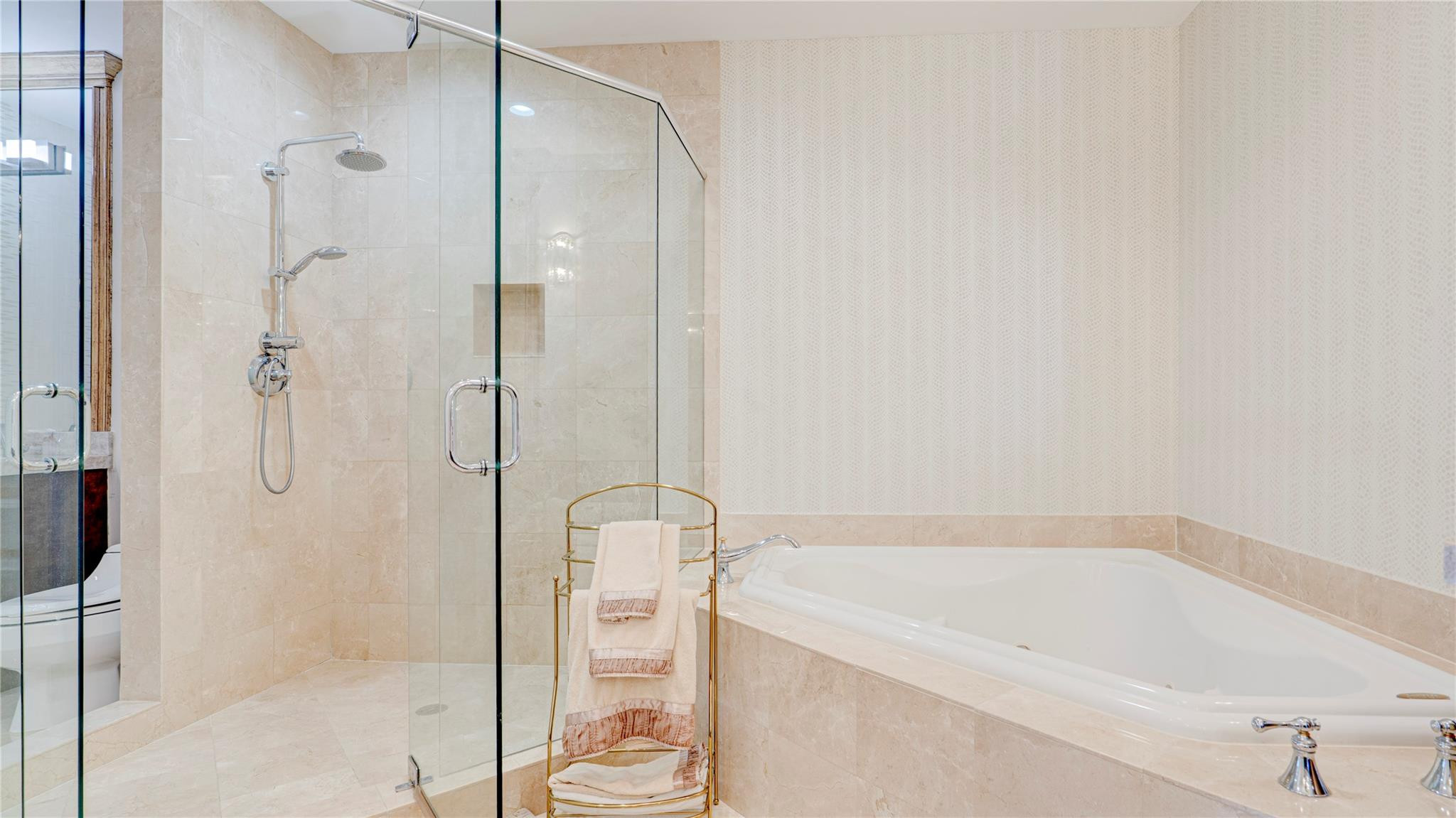 4240 Galt Ocean #2303 Fort Lauderdale, FL 33308