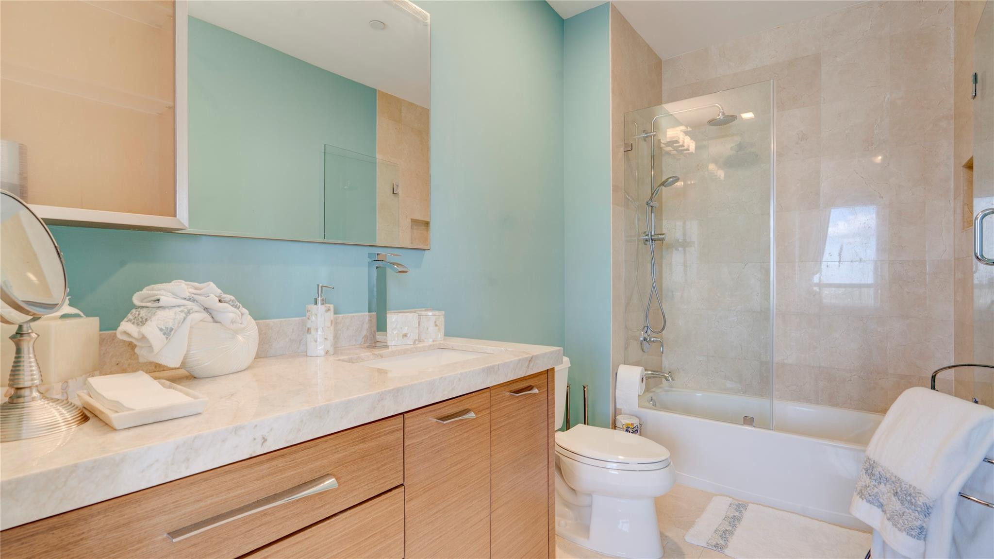 4240 Galt Ocean #2303 Fort Lauderdale, FL 33308