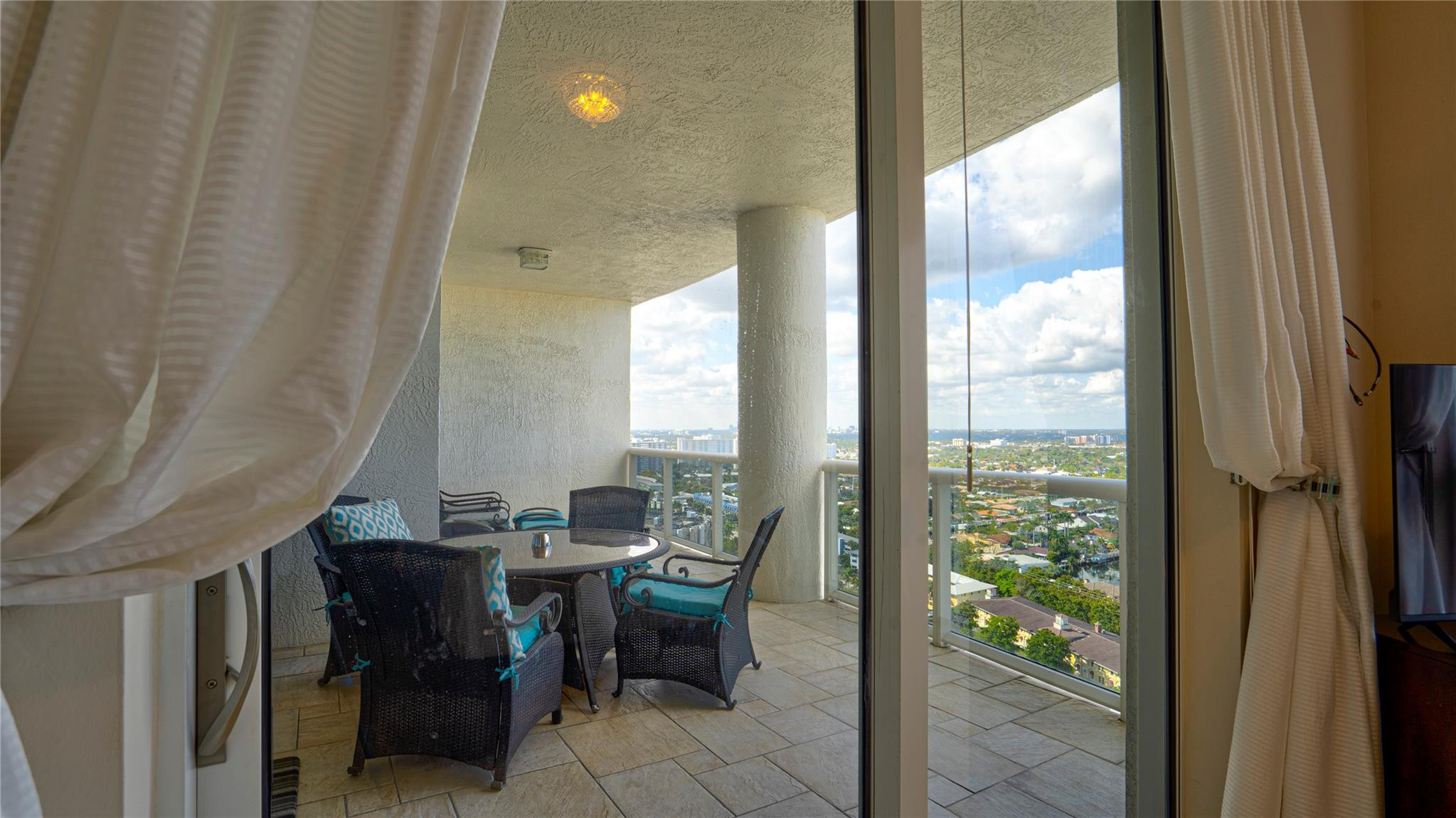 4240 Galt Ocean #2303 Fort Lauderdale, FL 33308