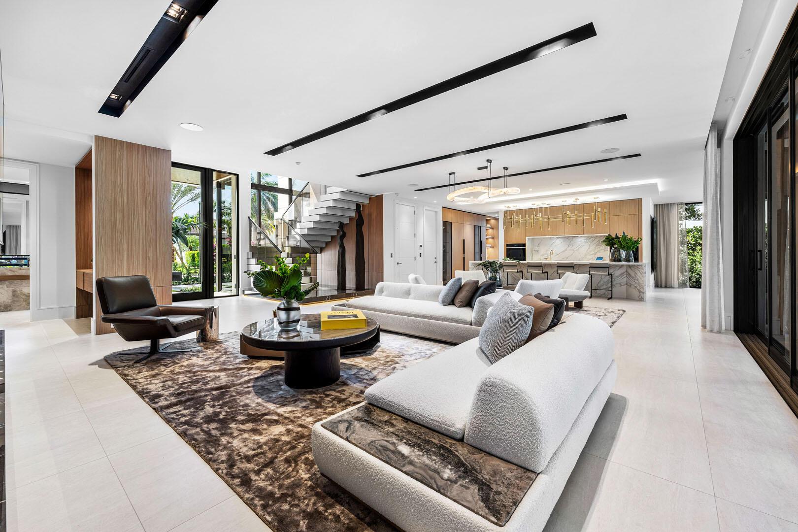 2172 W Maya Palm Dr Boca Raton, FL 33432