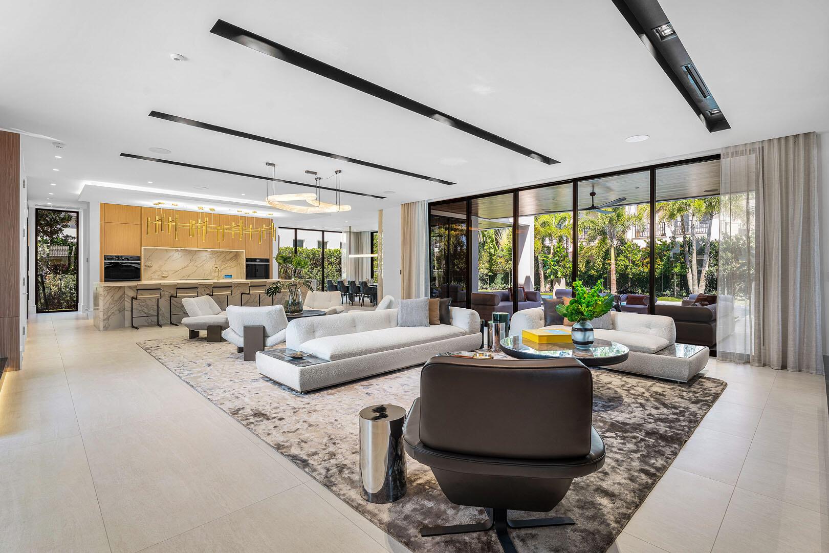 2172 W Maya Palm Dr Boca Raton, FL 33432