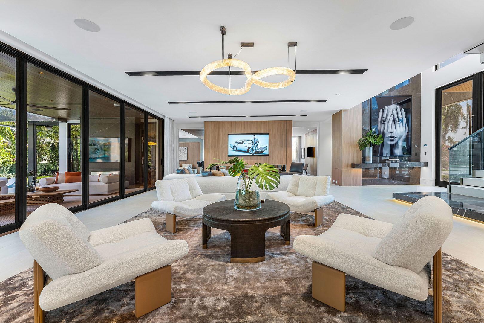 2172 W Maya Palm Dr Boca Raton, FL 33432