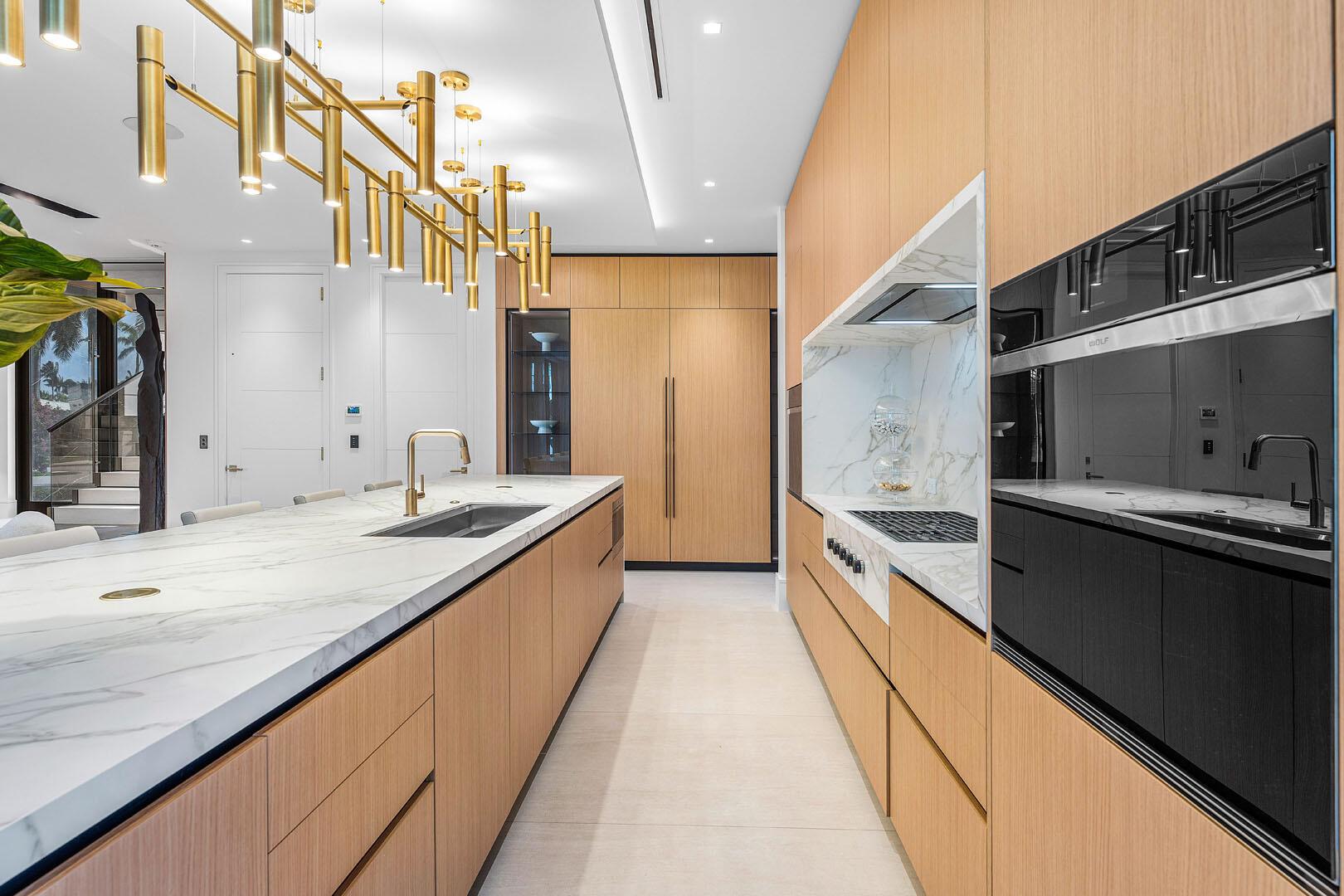 2172 W Maya Palm Dr Boca Raton, FL 33432