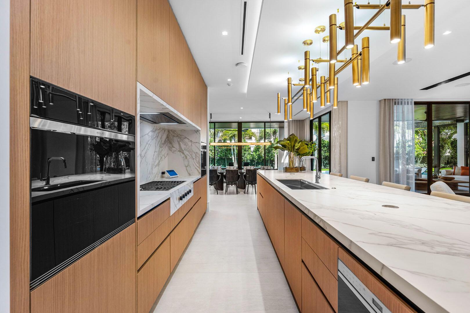 2172 W Maya Palm Dr Boca Raton, FL 33432