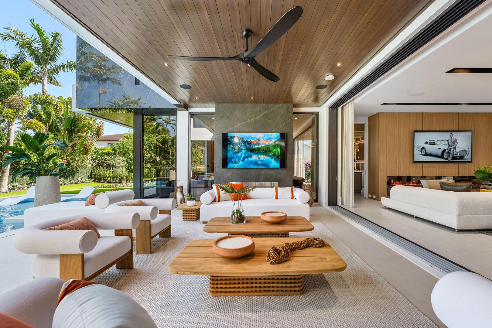 2172 W Maya Palm Dr Boca Raton, FL 33432