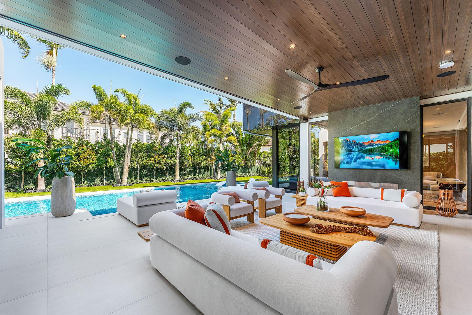 2172 W Maya Palm Dr Boca Raton, FL 33432