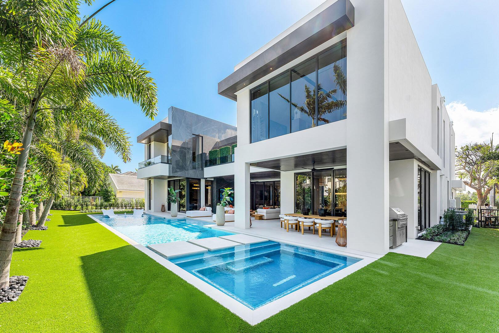 2172 W Maya Palm Dr Boca Raton, FL 33432