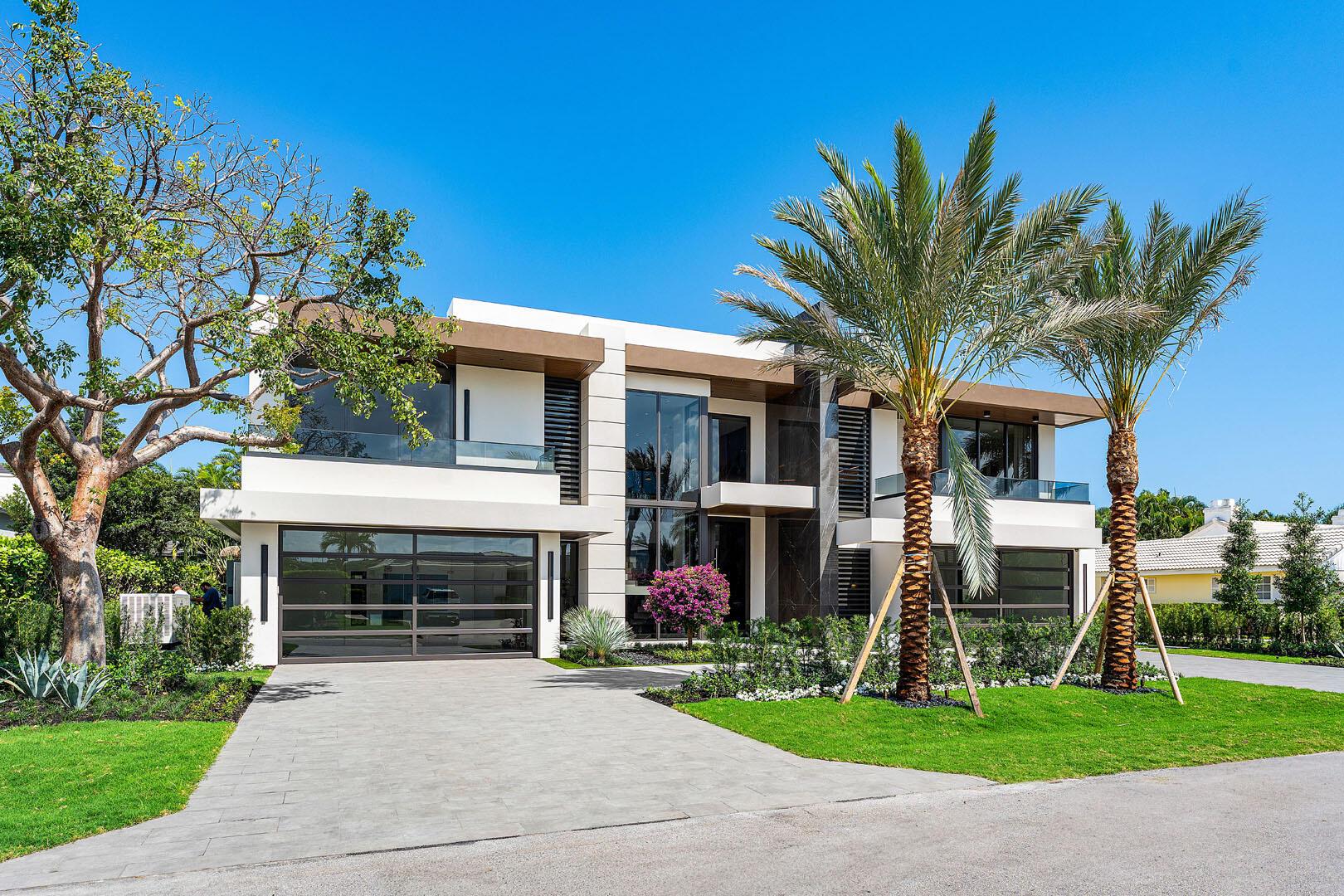 2172 W Maya Palm Dr Boca Raton, FL 33432