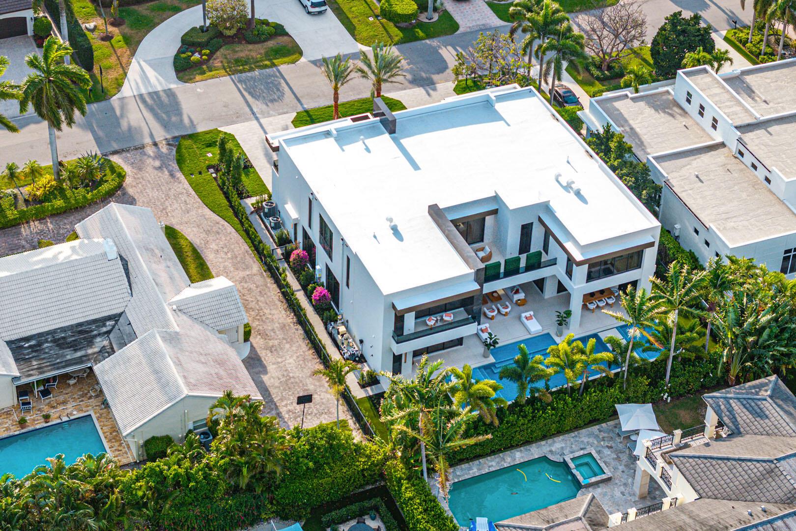 2172 W Maya Palm Dr Boca Raton, FL 33432