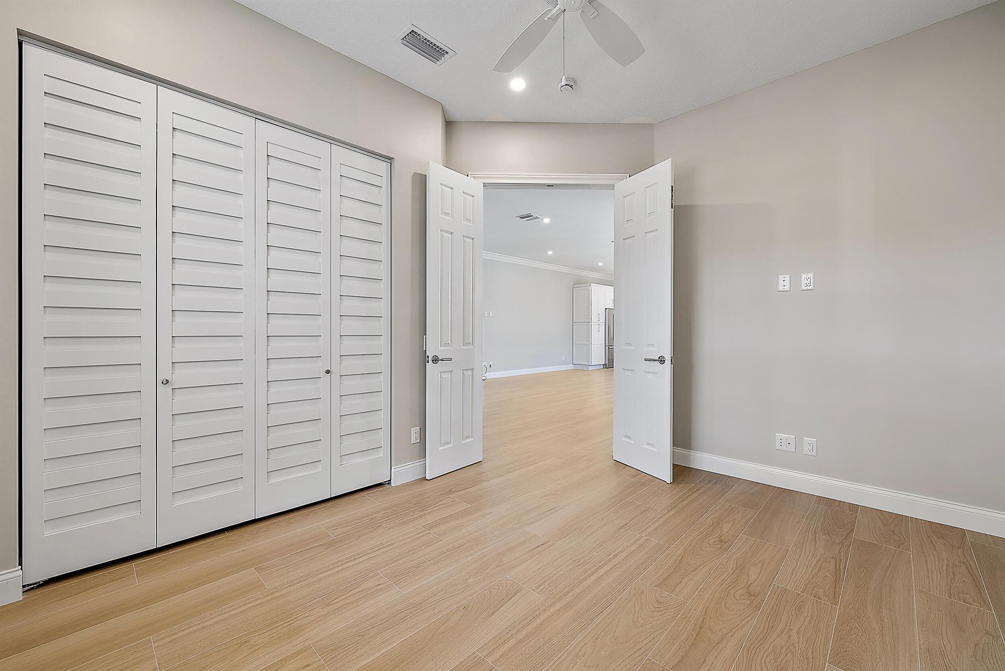 248 Honeysuckle Dr Jupiter, FL 33458