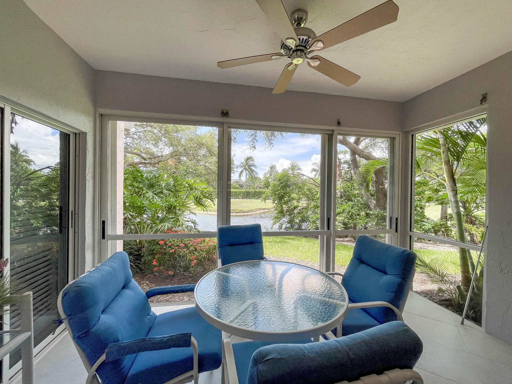 2403 Fairway Dr Jupiter, FL 33477