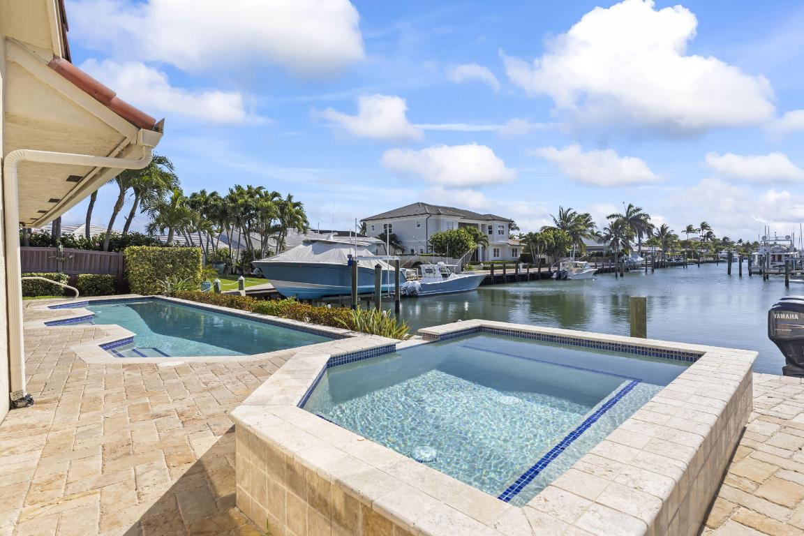 3819 N Ocean Singer Island, FL 33404