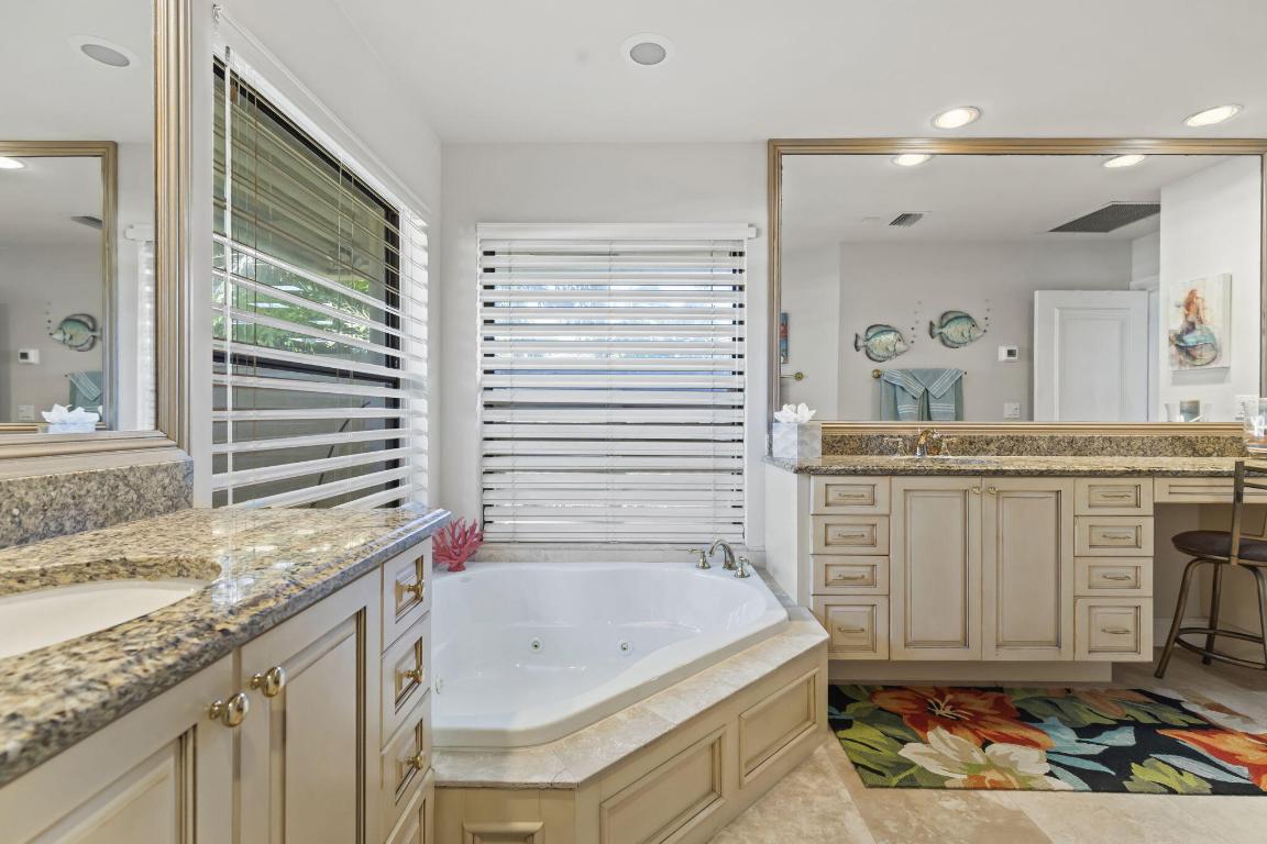 3819 N Ocean Singer Island, FL 33404