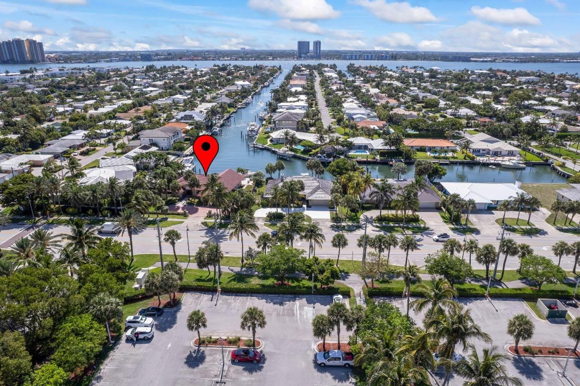 3819 N Ocean Singer Island, FL 33404