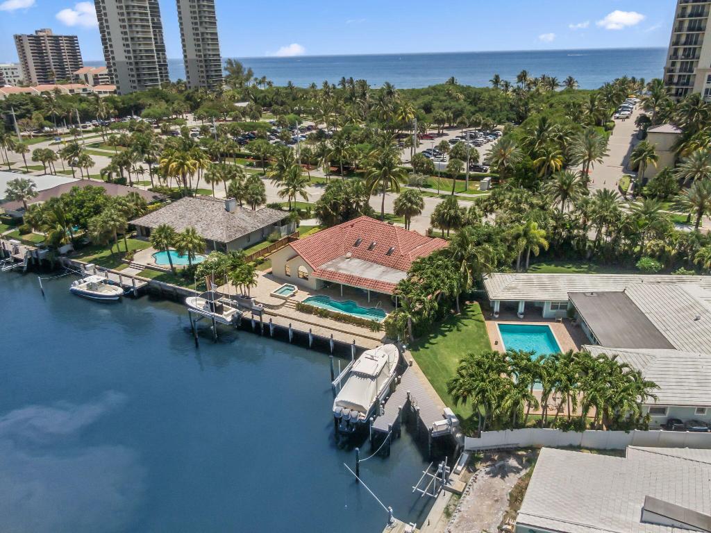 3819 N Ocean Singer Island, FL 33404