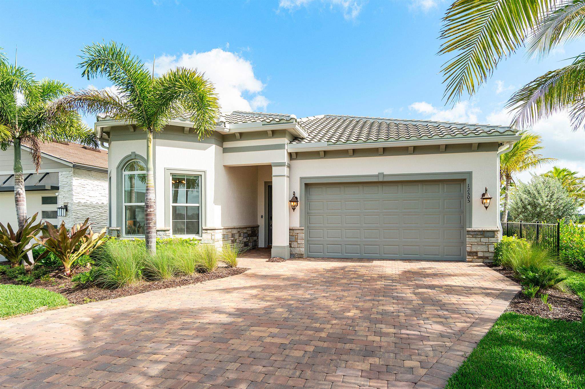 12505 Triumph Ln