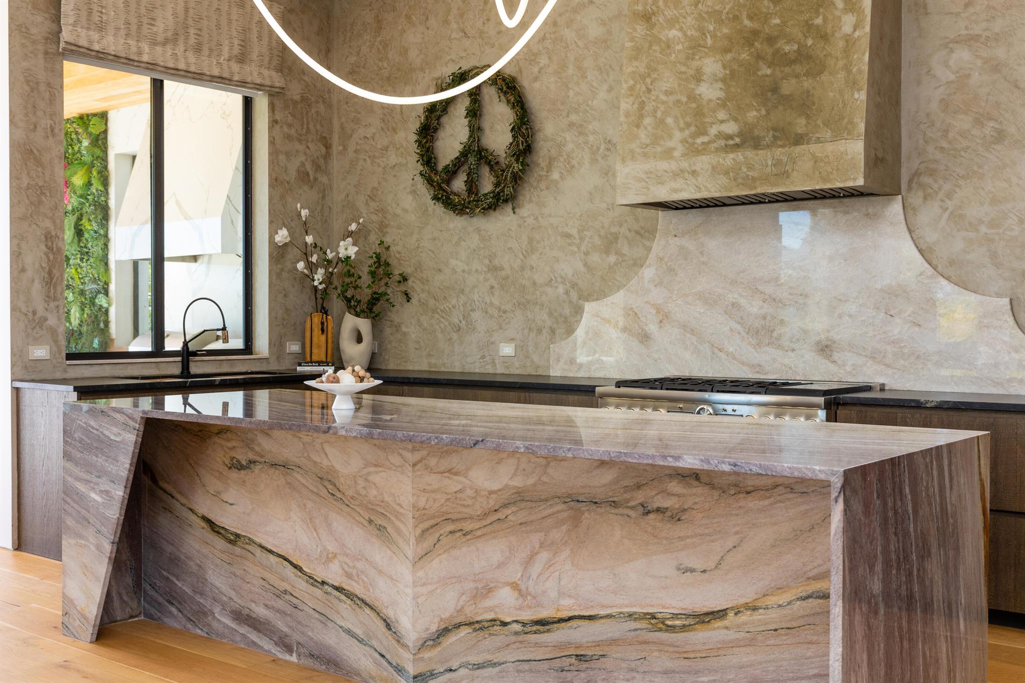 907 SW 37th Ct Boynton Beach, FL 33435