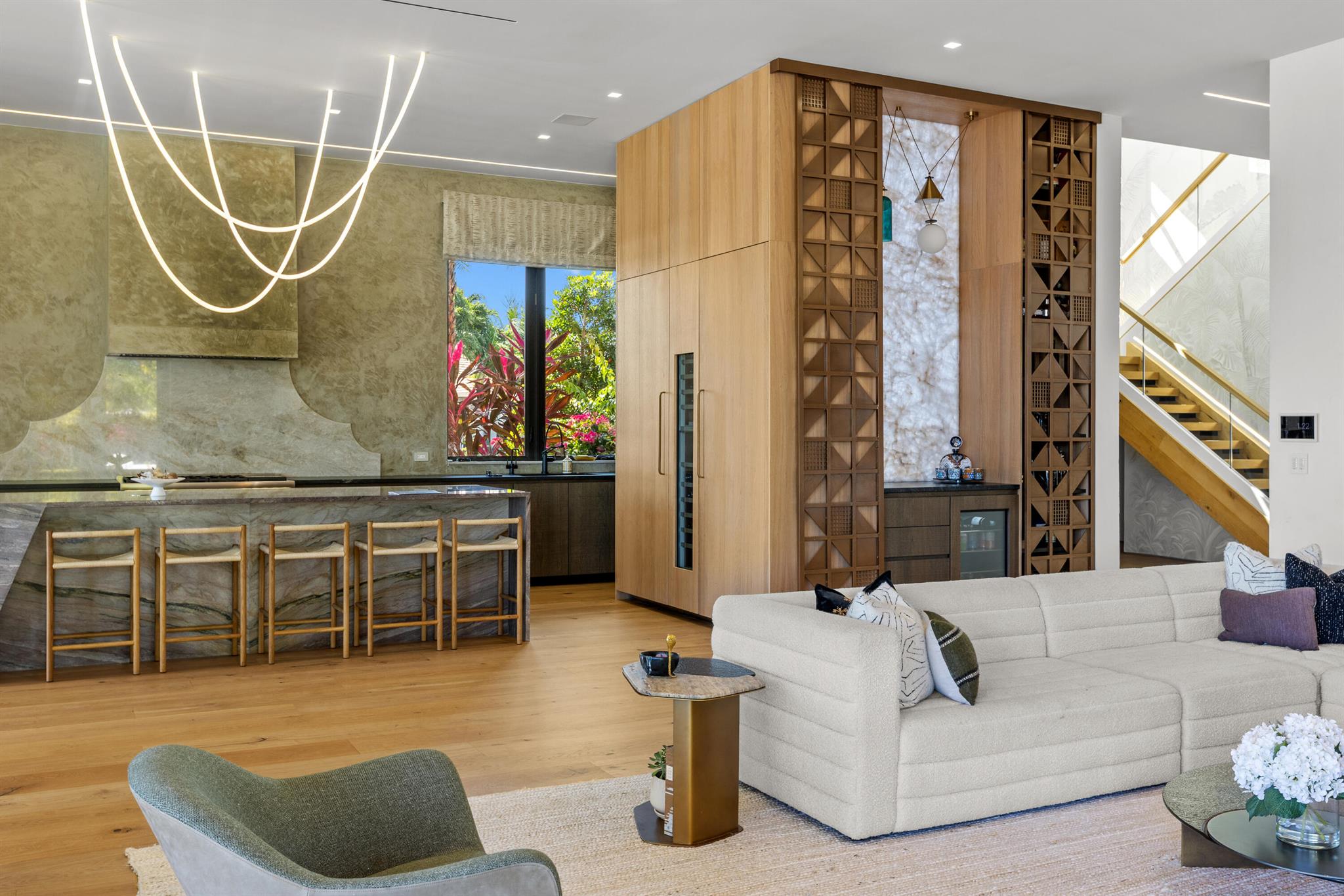 907 SW 37th Ct Boynton Beach, FL 33435