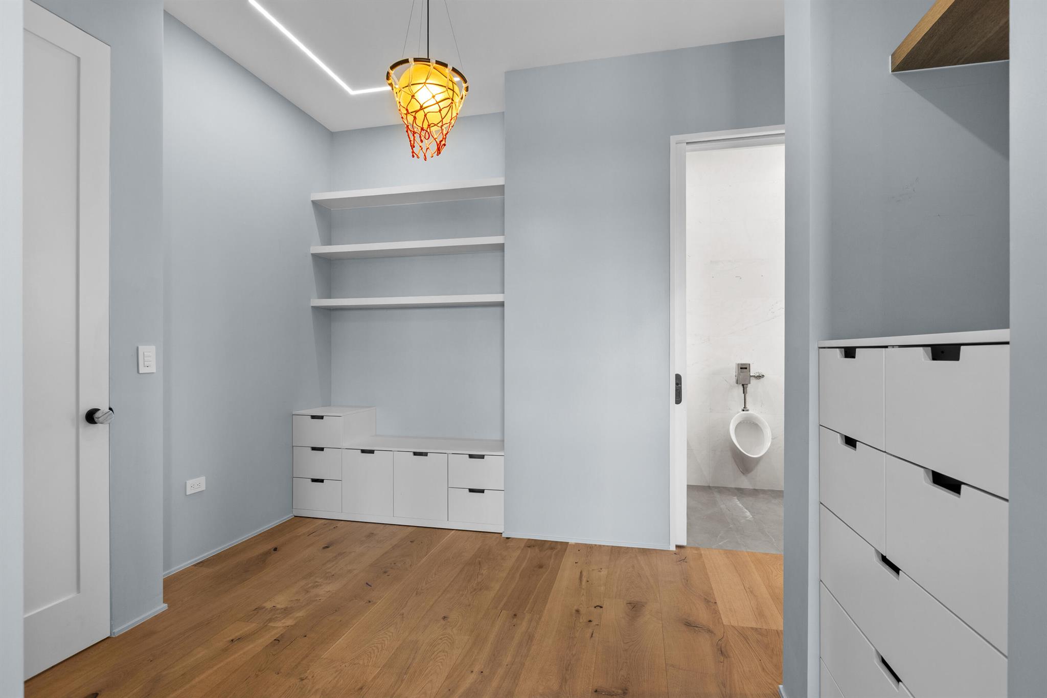 907 SW 37th Ct Boynton Beach, FL 33435