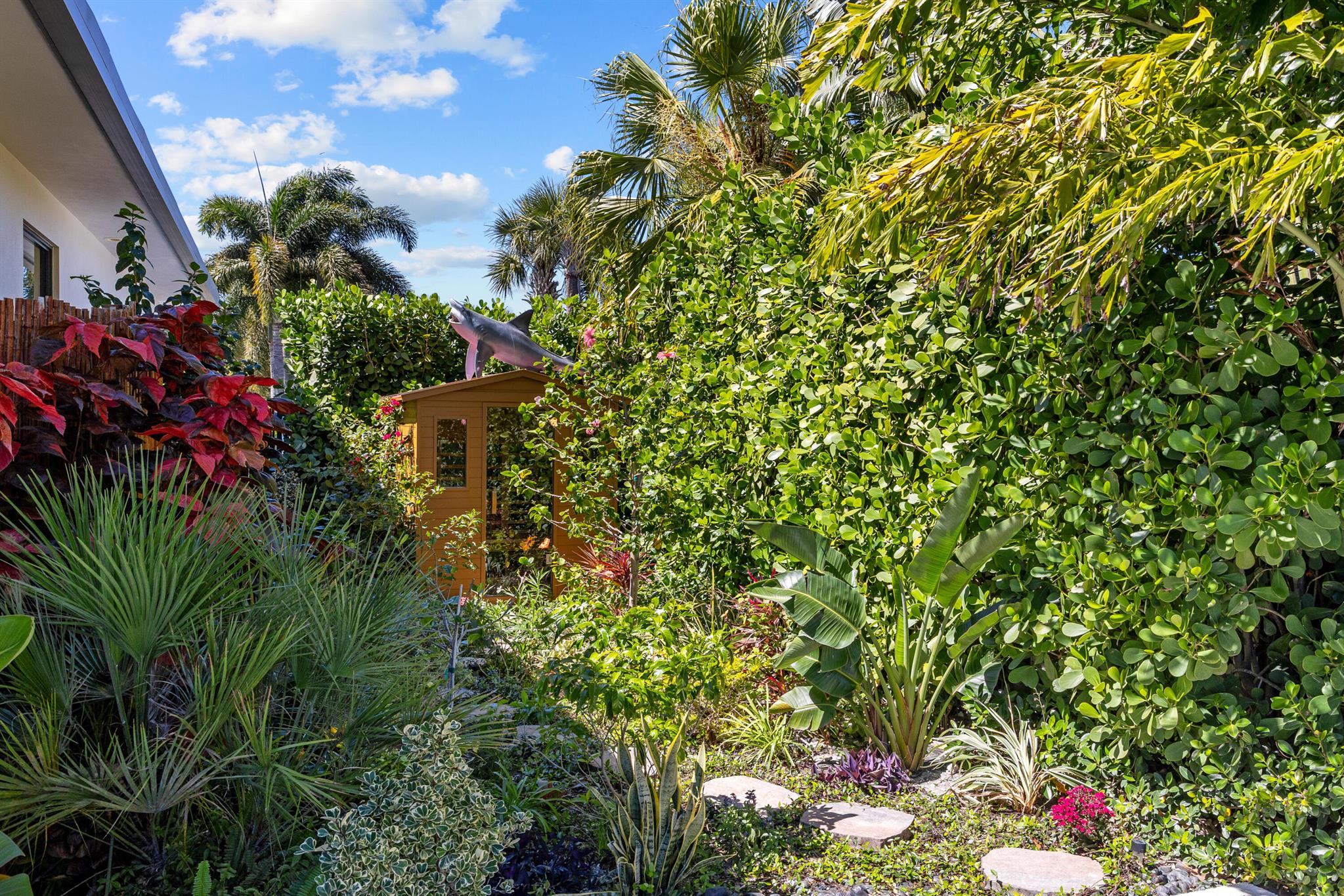 907 SW 37th Ct Boynton Beach, FL 33435