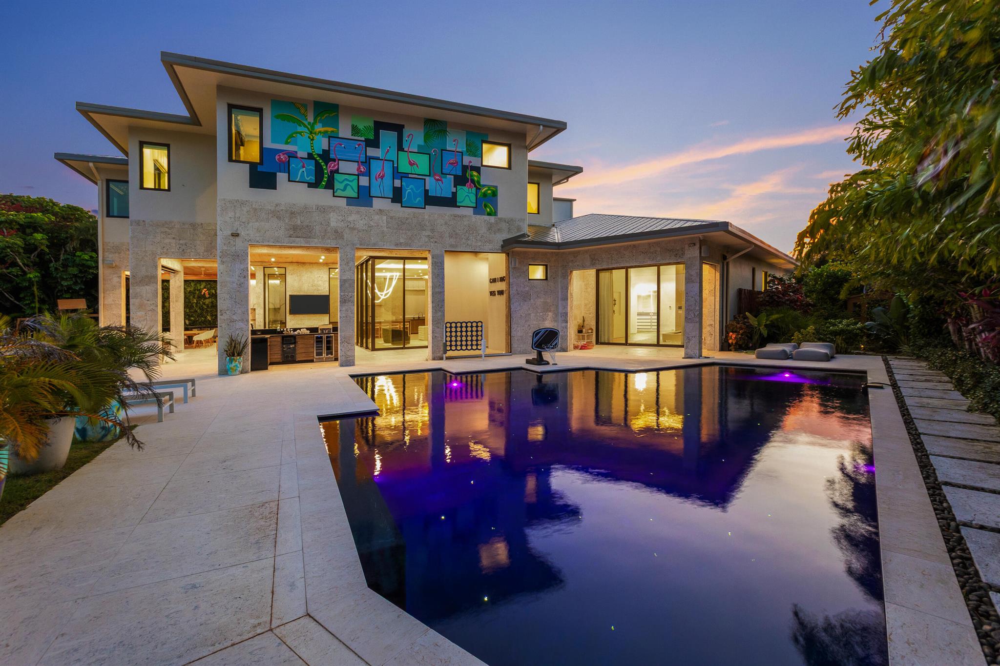 907 SW 37th Ct Boynton Beach, FL 33435