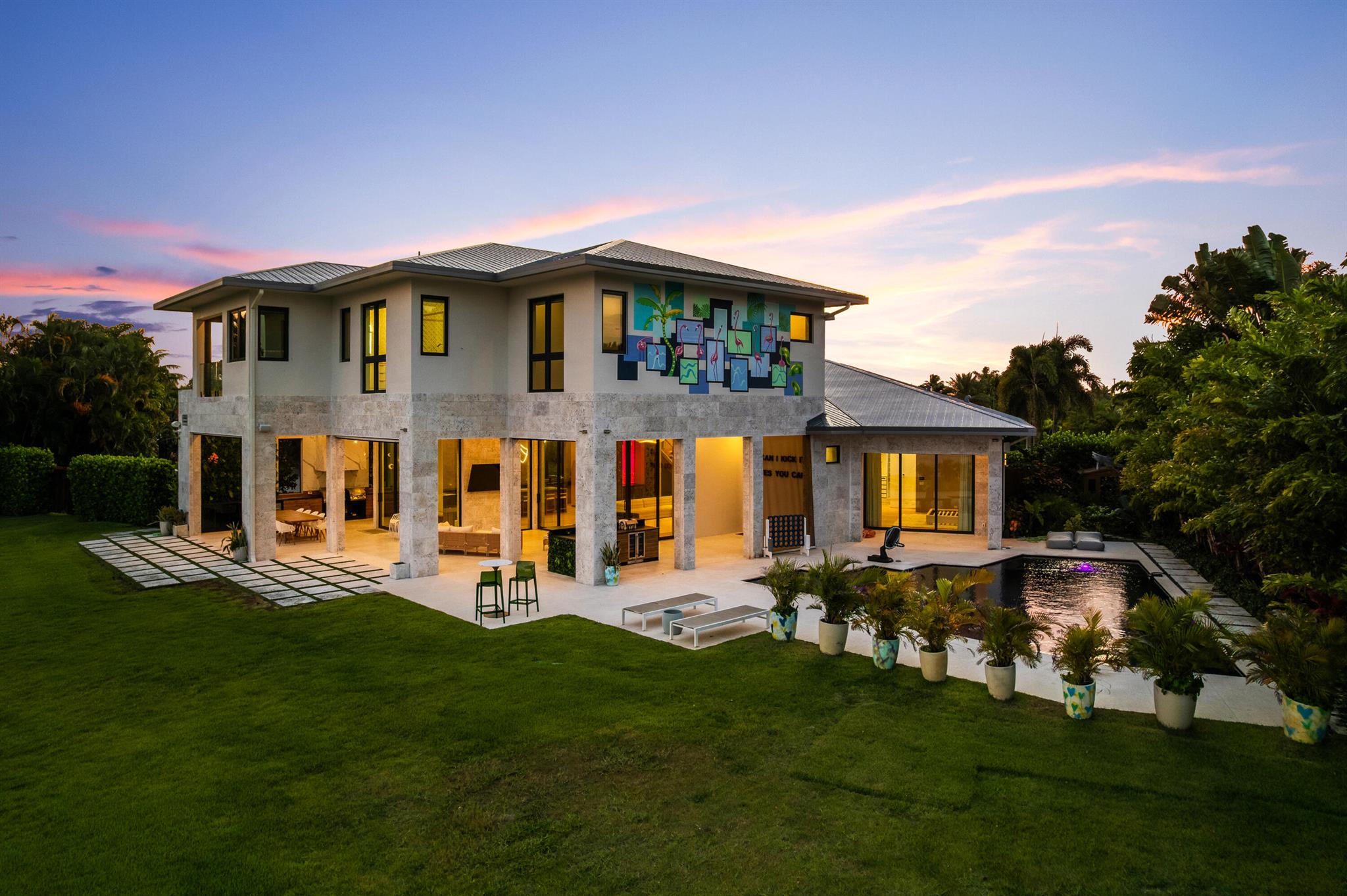 907 SW 37th Ct Boynton Beach, FL 33435