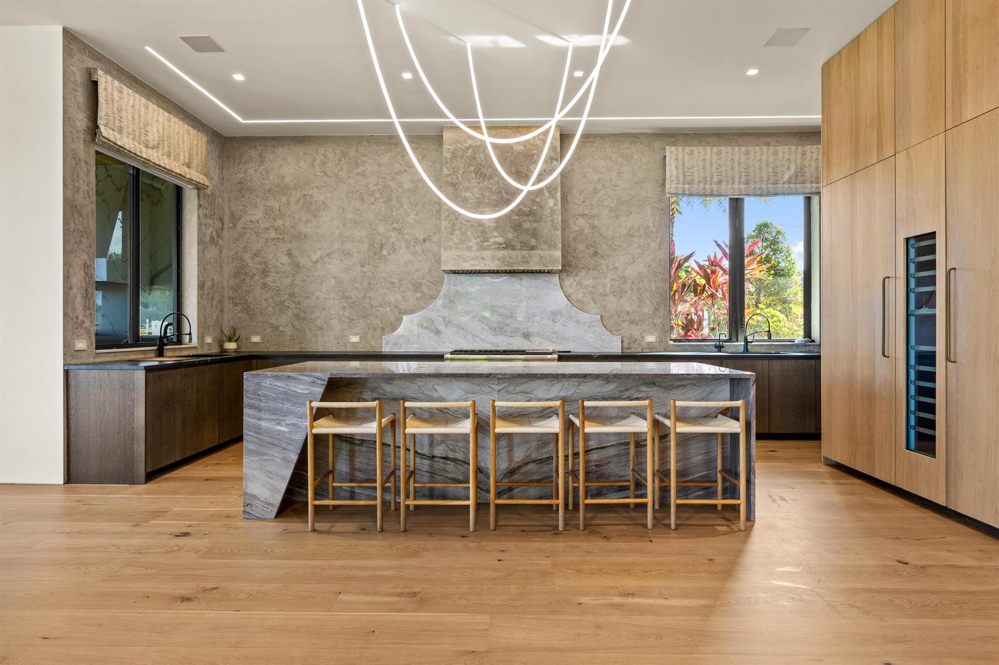 907 SW 37th Ct Boynton Beach, FL 33435