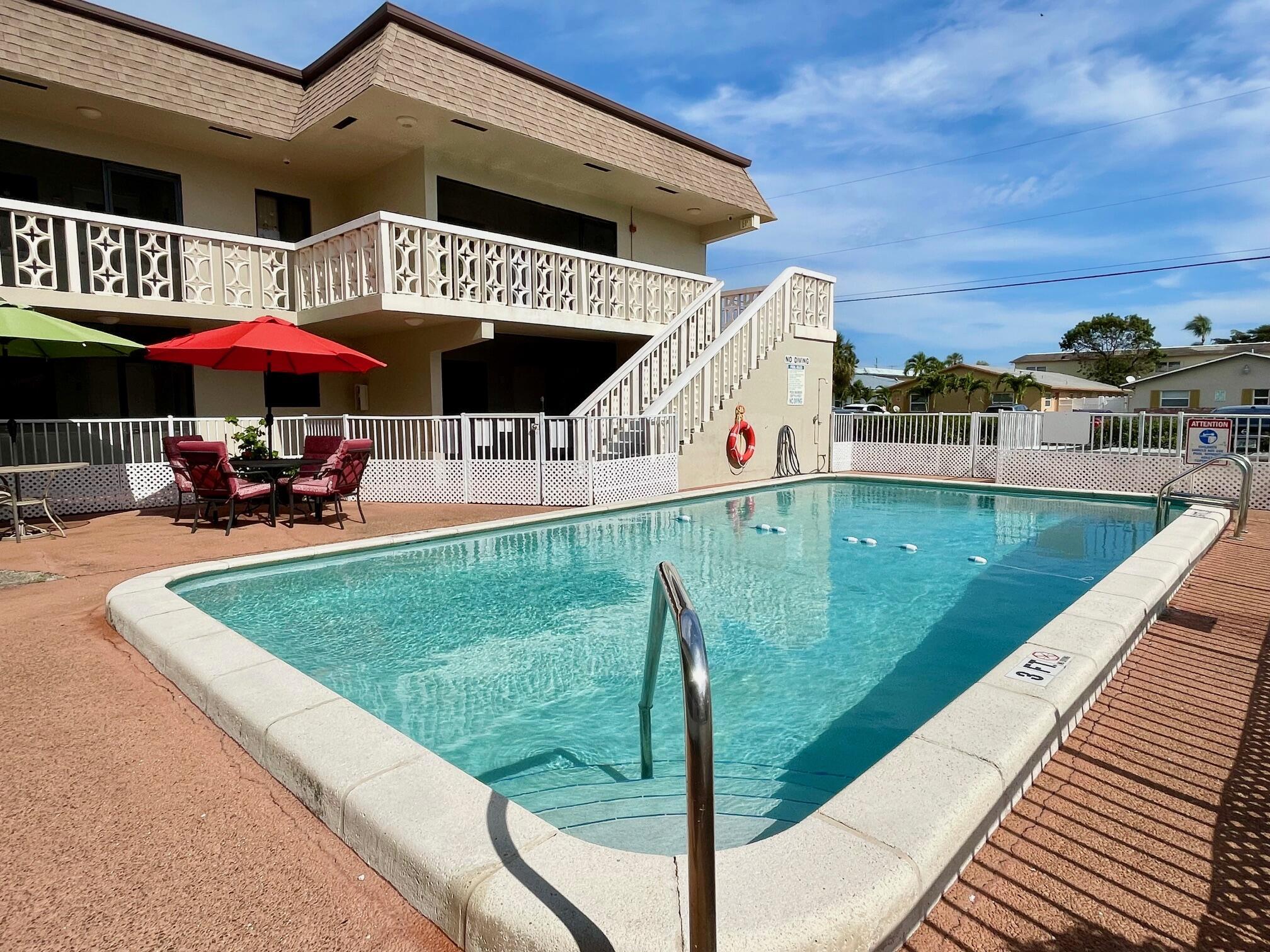 305 SE 9th Ave #6