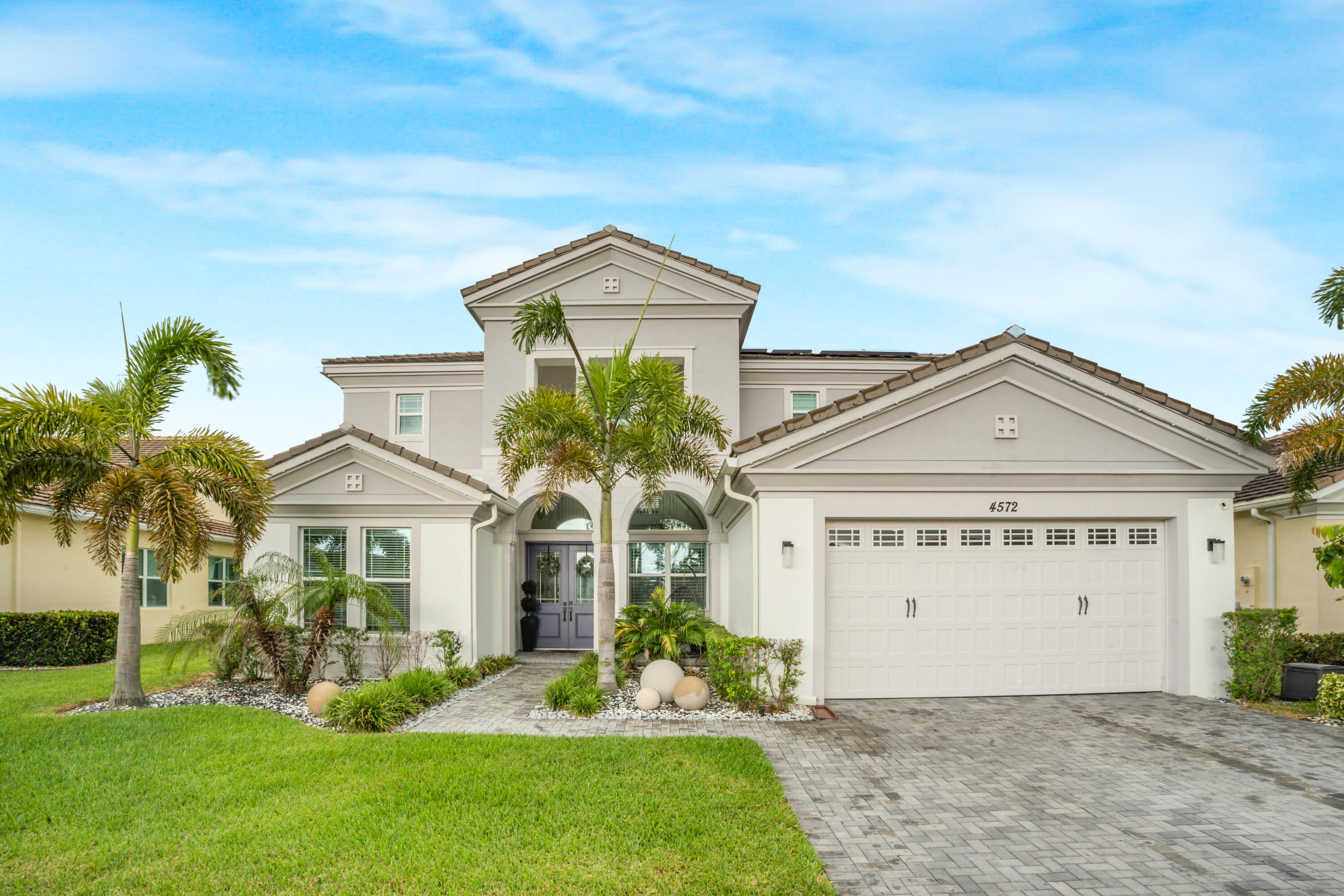 4572 Canopy Grv Dr