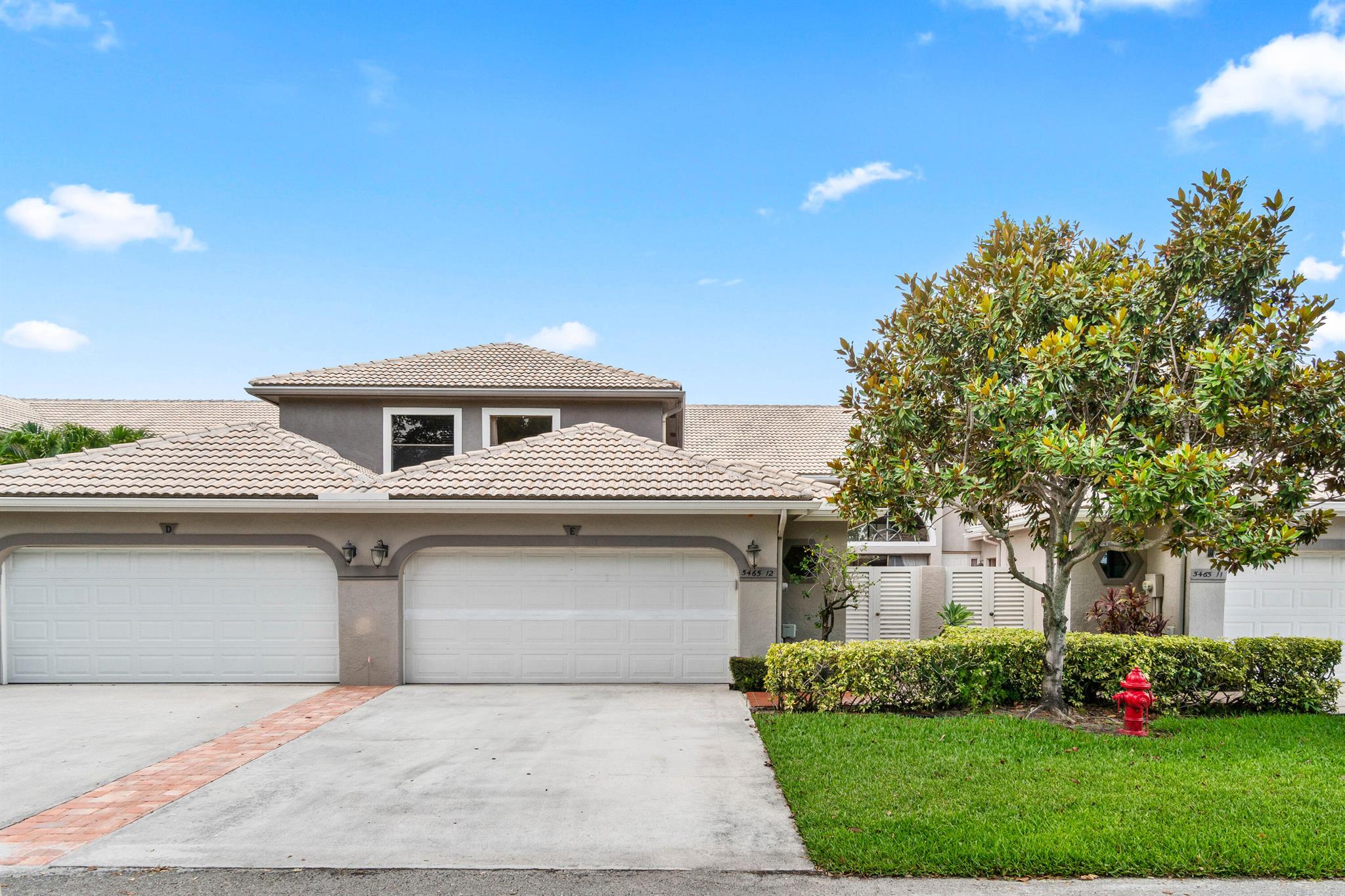 5465 Monterey Cir #E