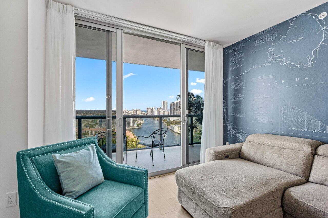 image Beachwalk Condominium11
