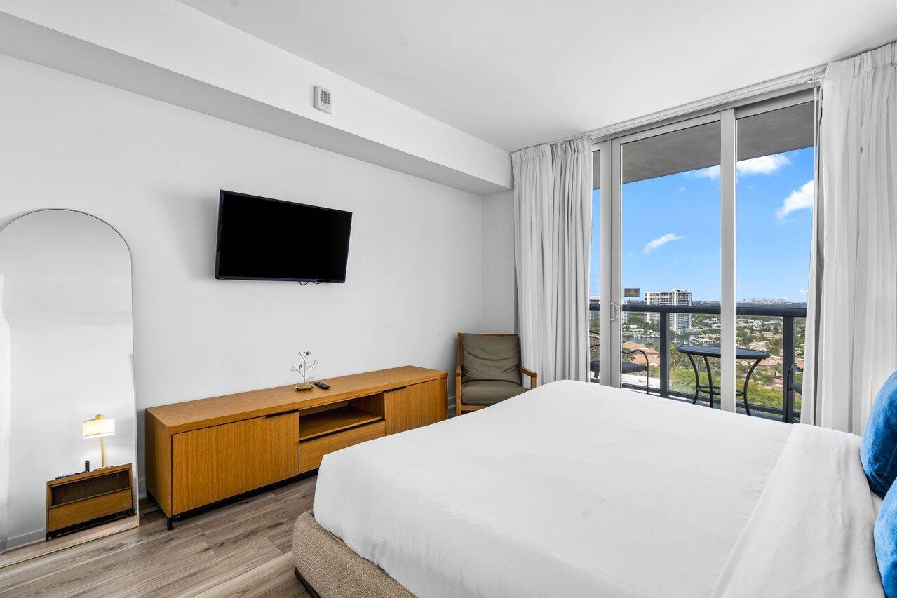 image Beachwalk Condominium21