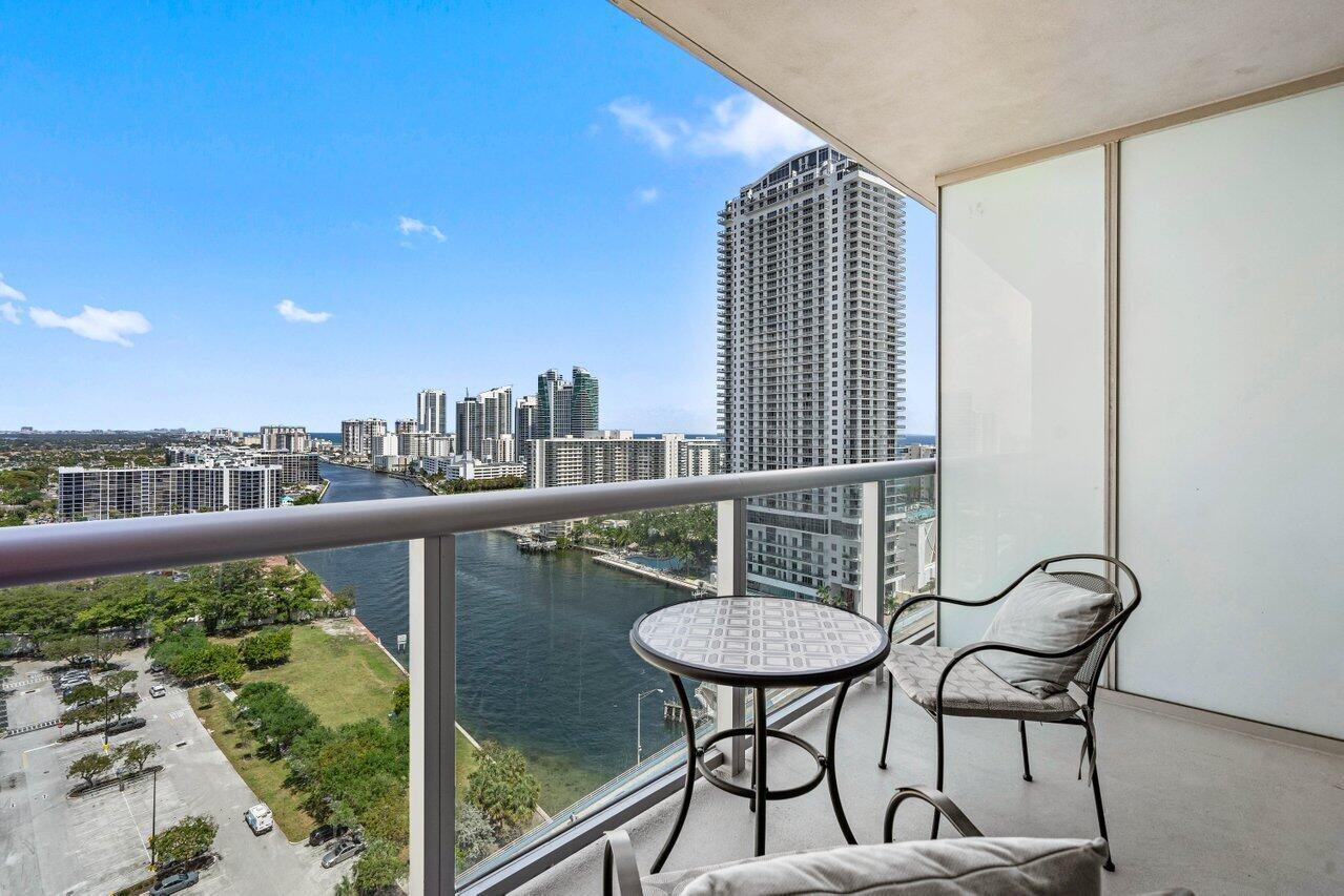 image Beachwalk Condominium29