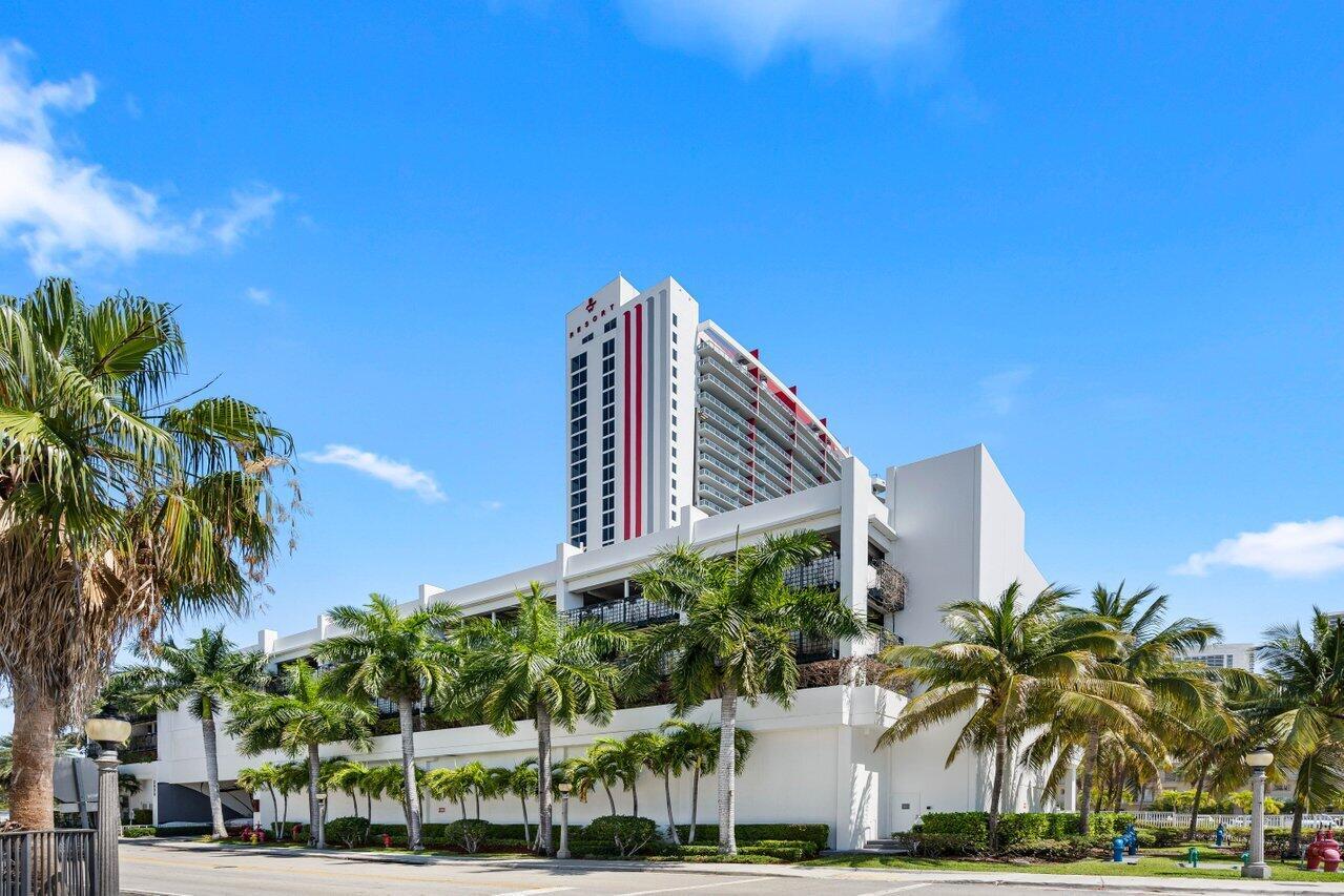 image Beachwalk Condominium31