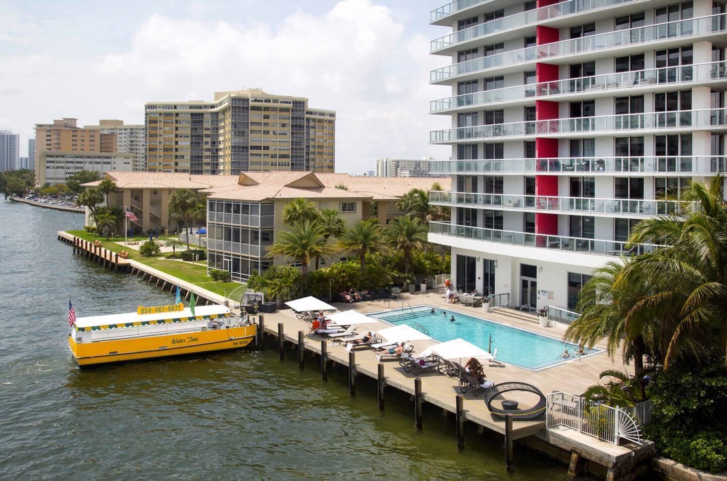 image Beachwalk Condominium33