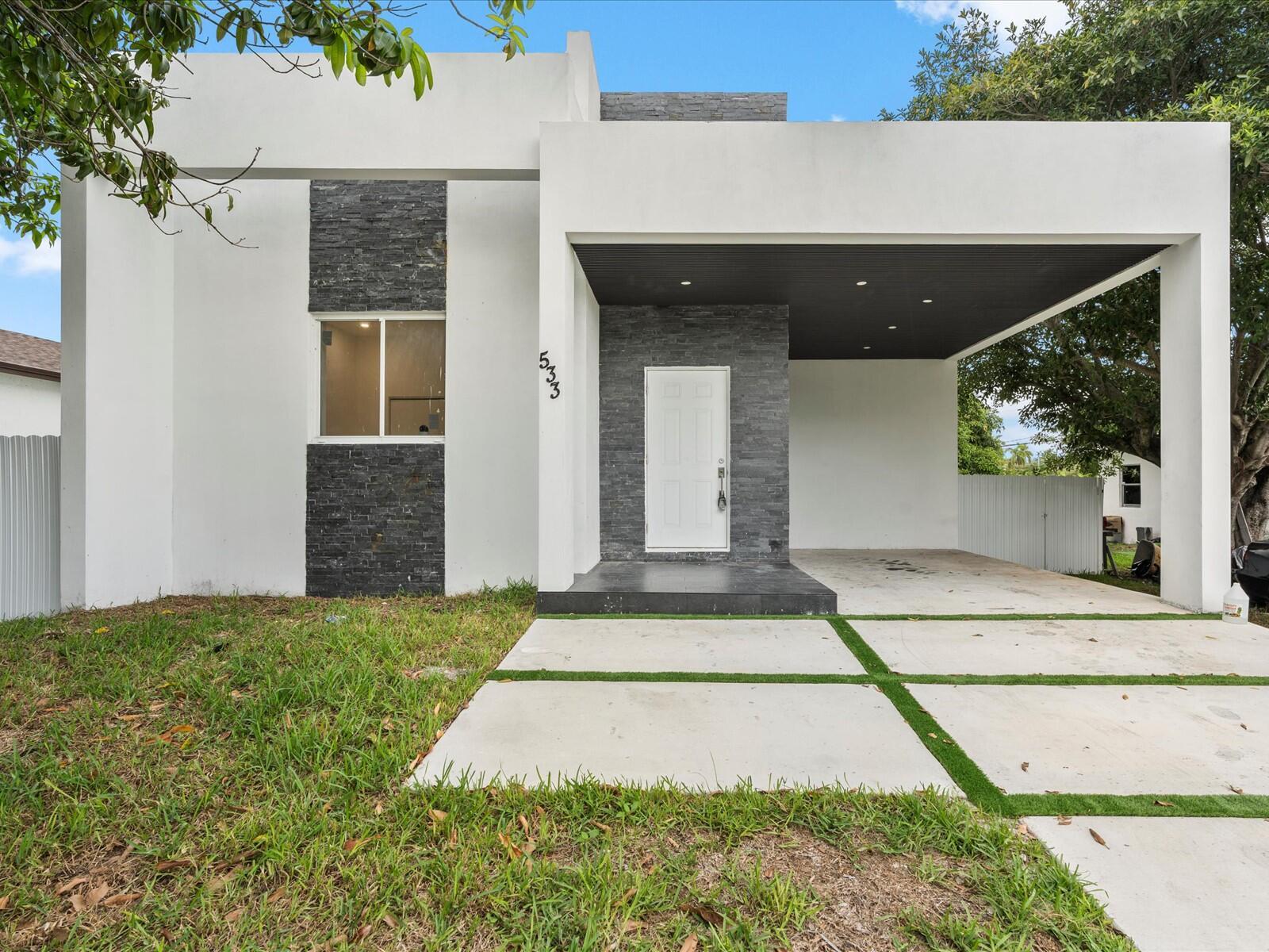 533 NW 16th Ave