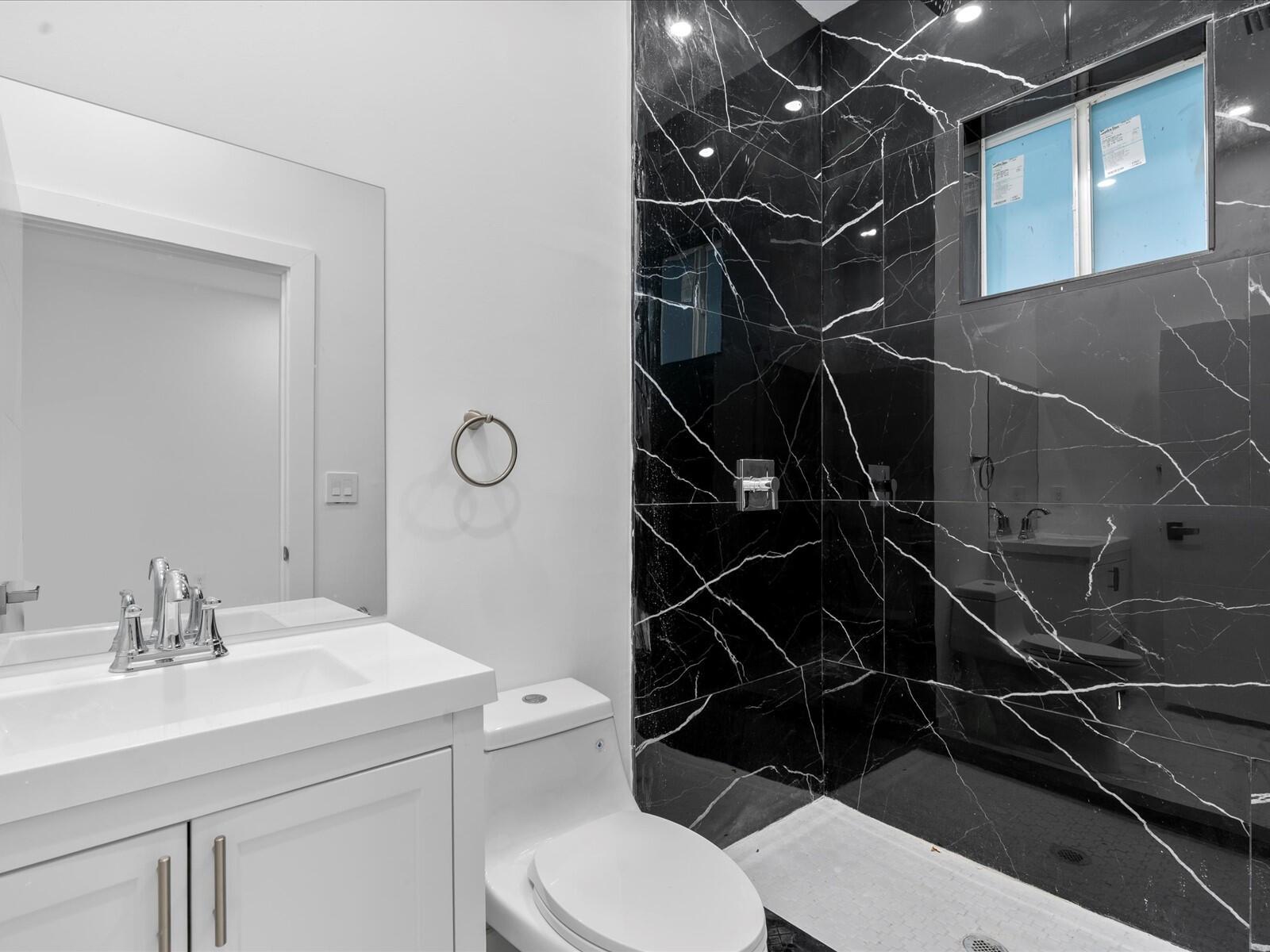 533 NW 16th Ave Fort Lauderdale, FL 33311