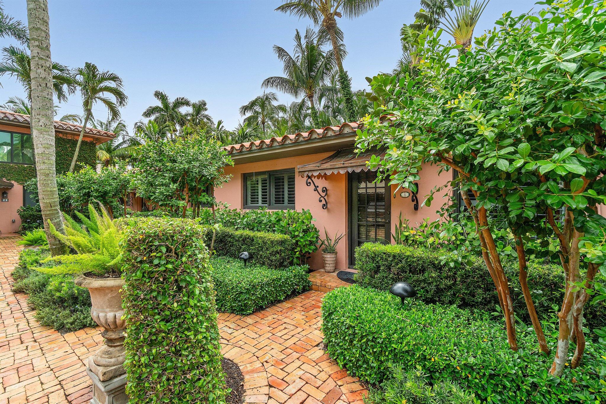 226 Chilean Ave #1&2