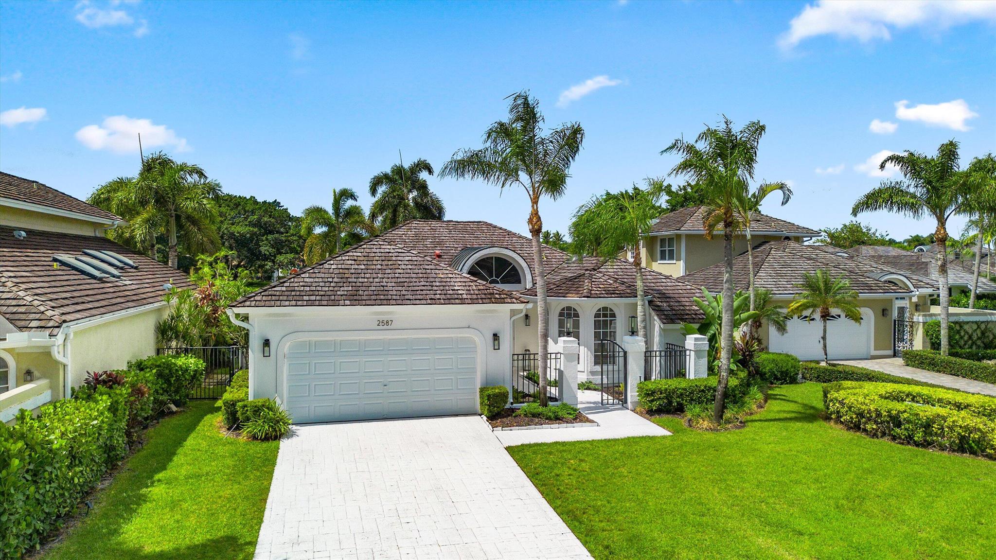 2587 Muir Cir