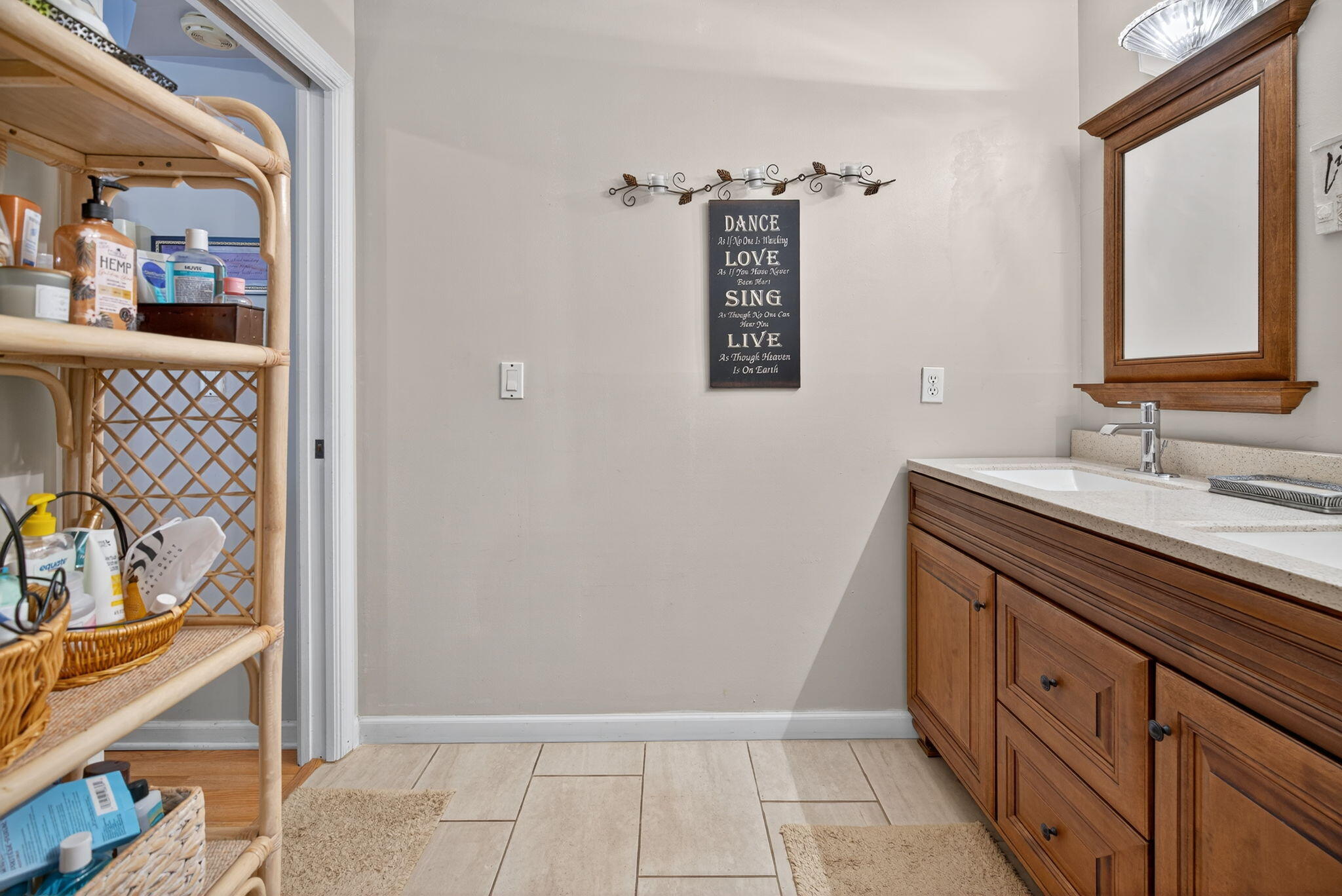 1605 S Us Hwy 1 #8e Jupiter, FL 33477