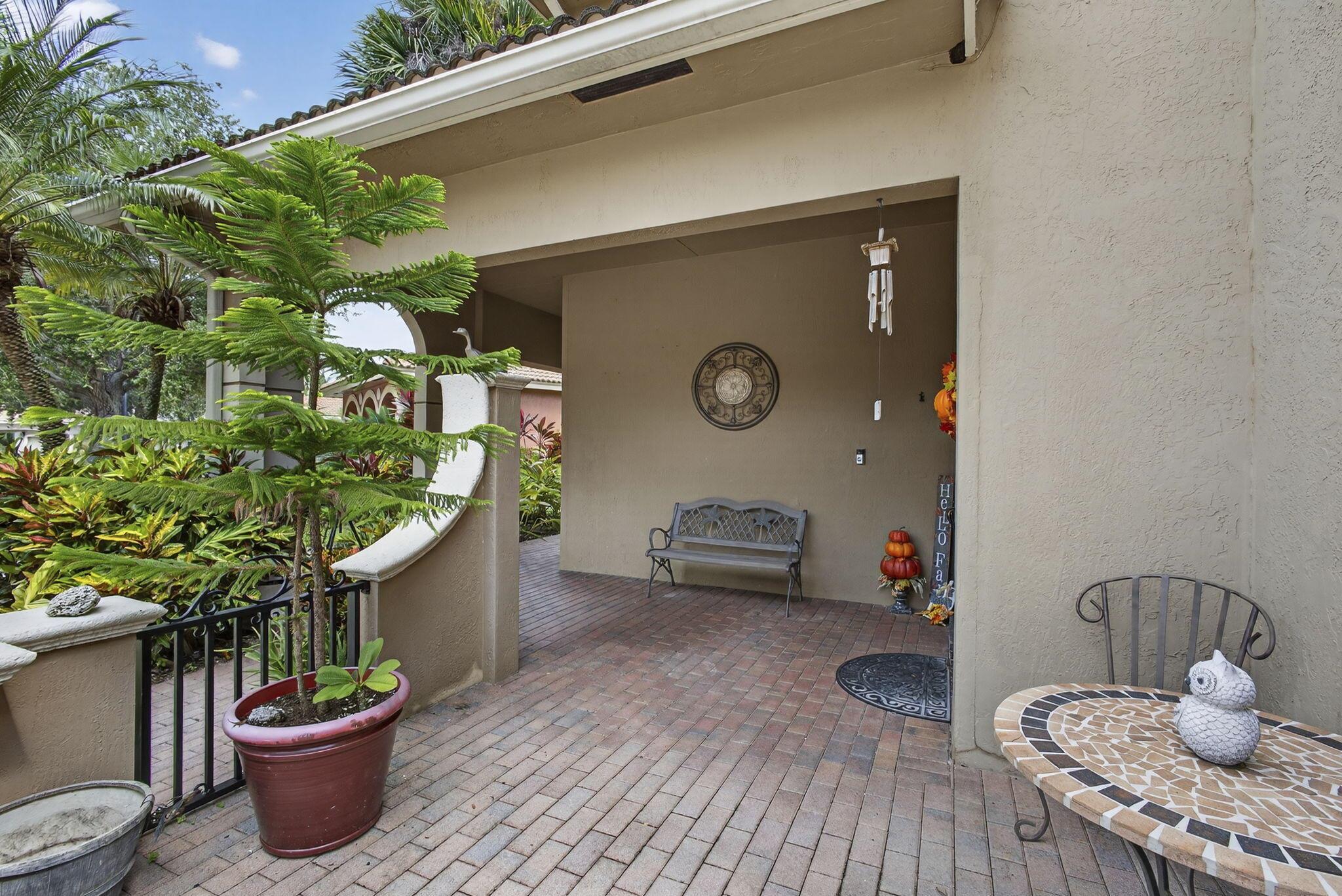 129 Via Bosque Jupiter, FL 33458