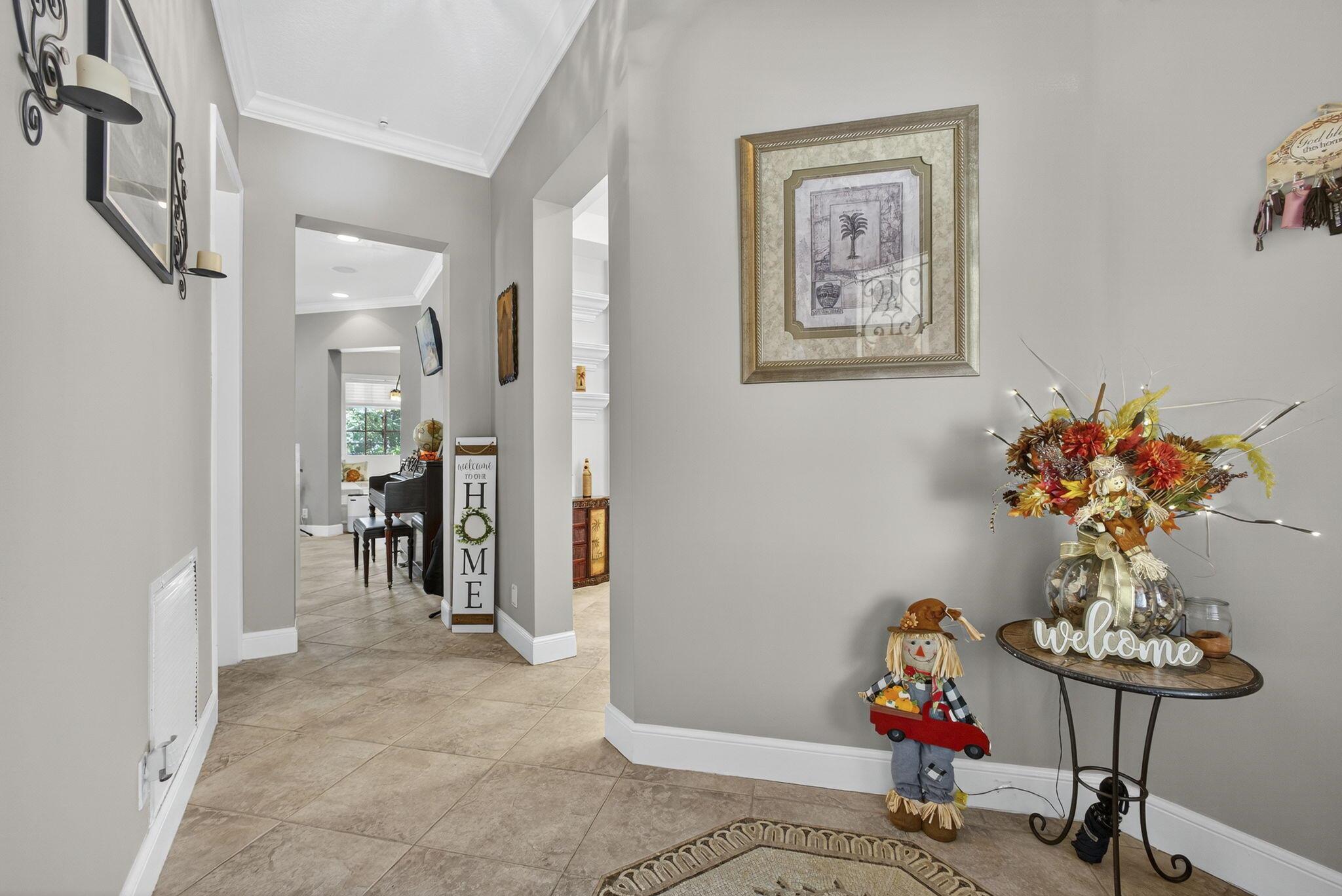 129 Via Bosque Jupiter, FL 33458