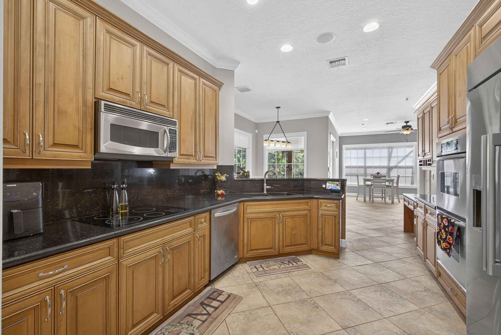 129 Via Bosque Jupiter, FL 33458