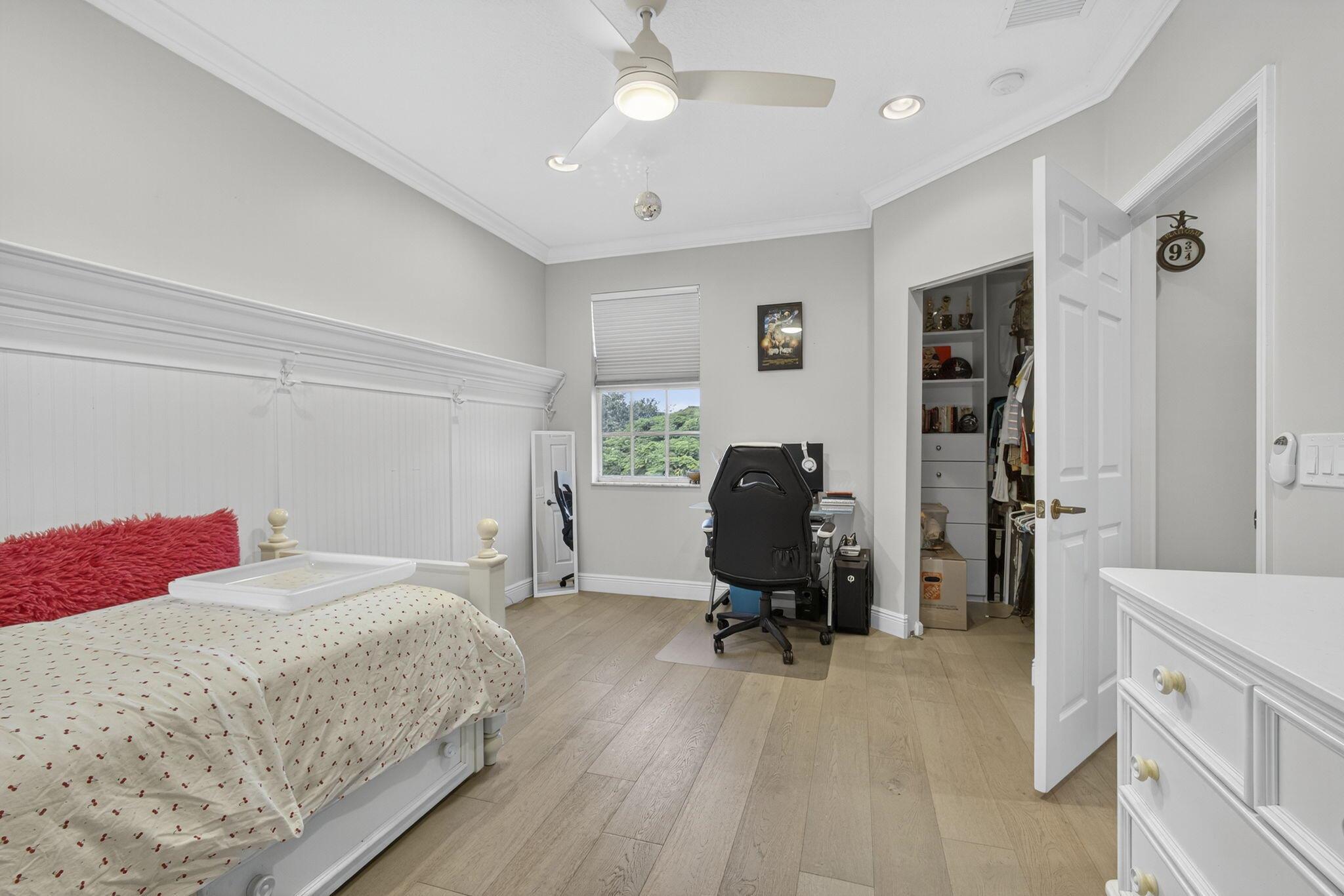 129 Via Bosque Jupiter, FL 33458