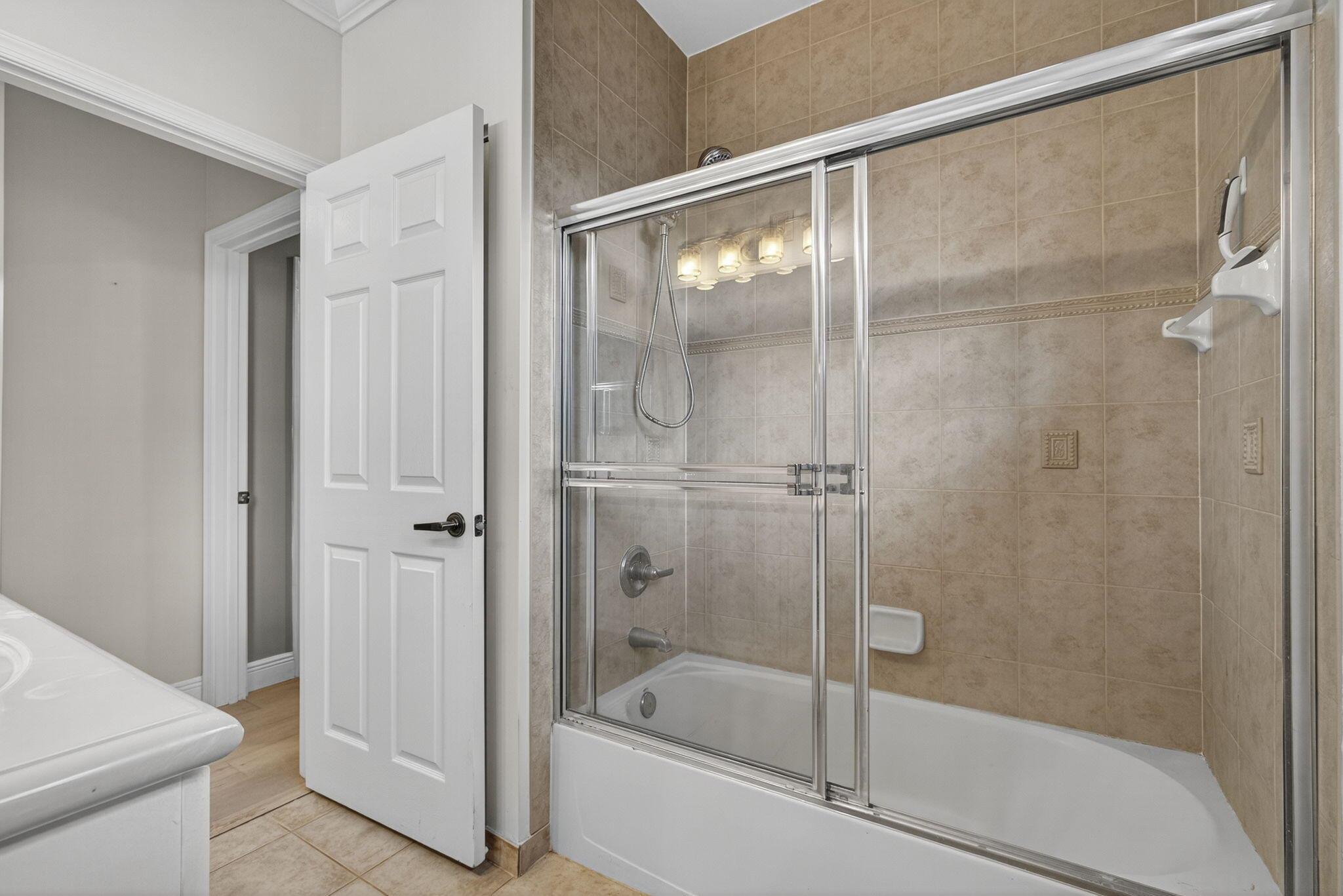 129 Via Bosque Jupiter, FL 33458