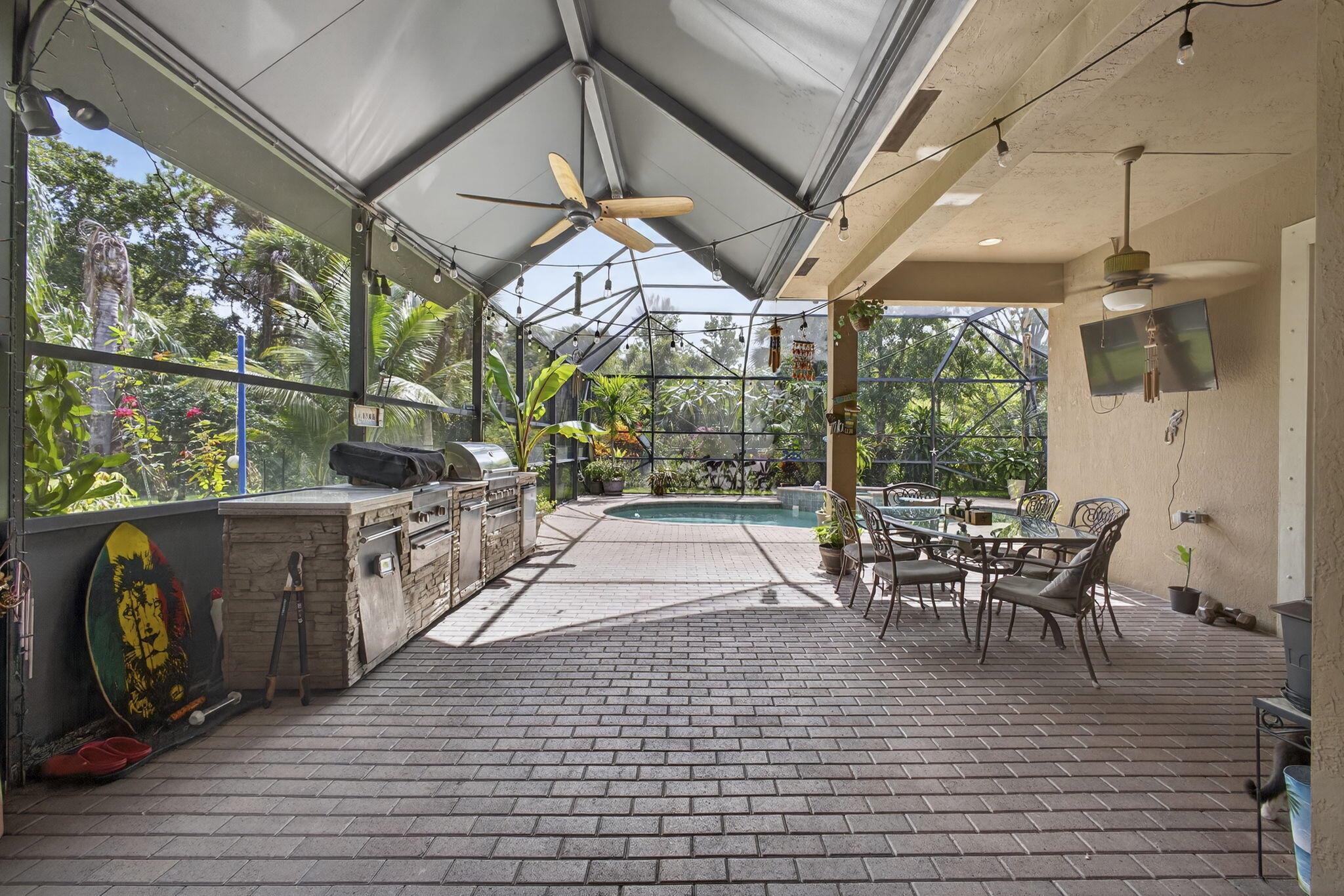 129 Via Bosque Jupiter, FL 33458