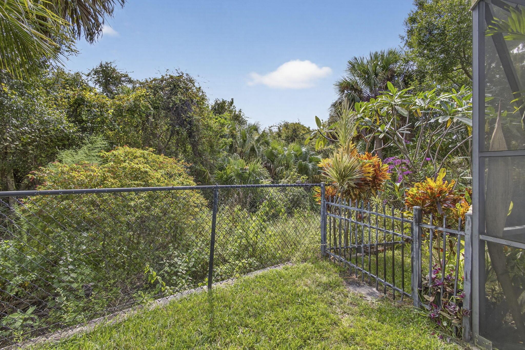 129 Via Bosque Jupiter, FL 33458