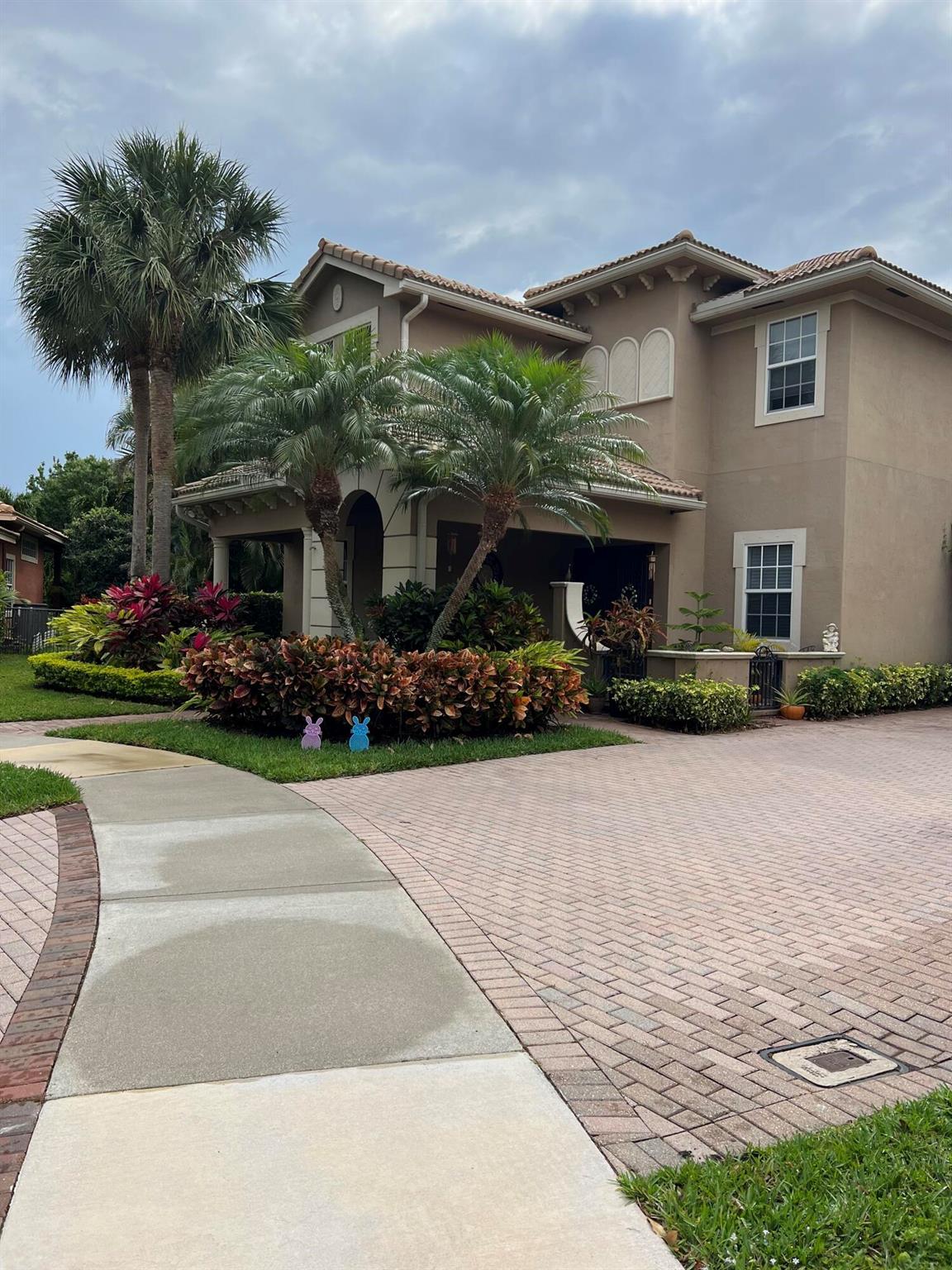 129 Via Bosque Jupiter, FL 33458