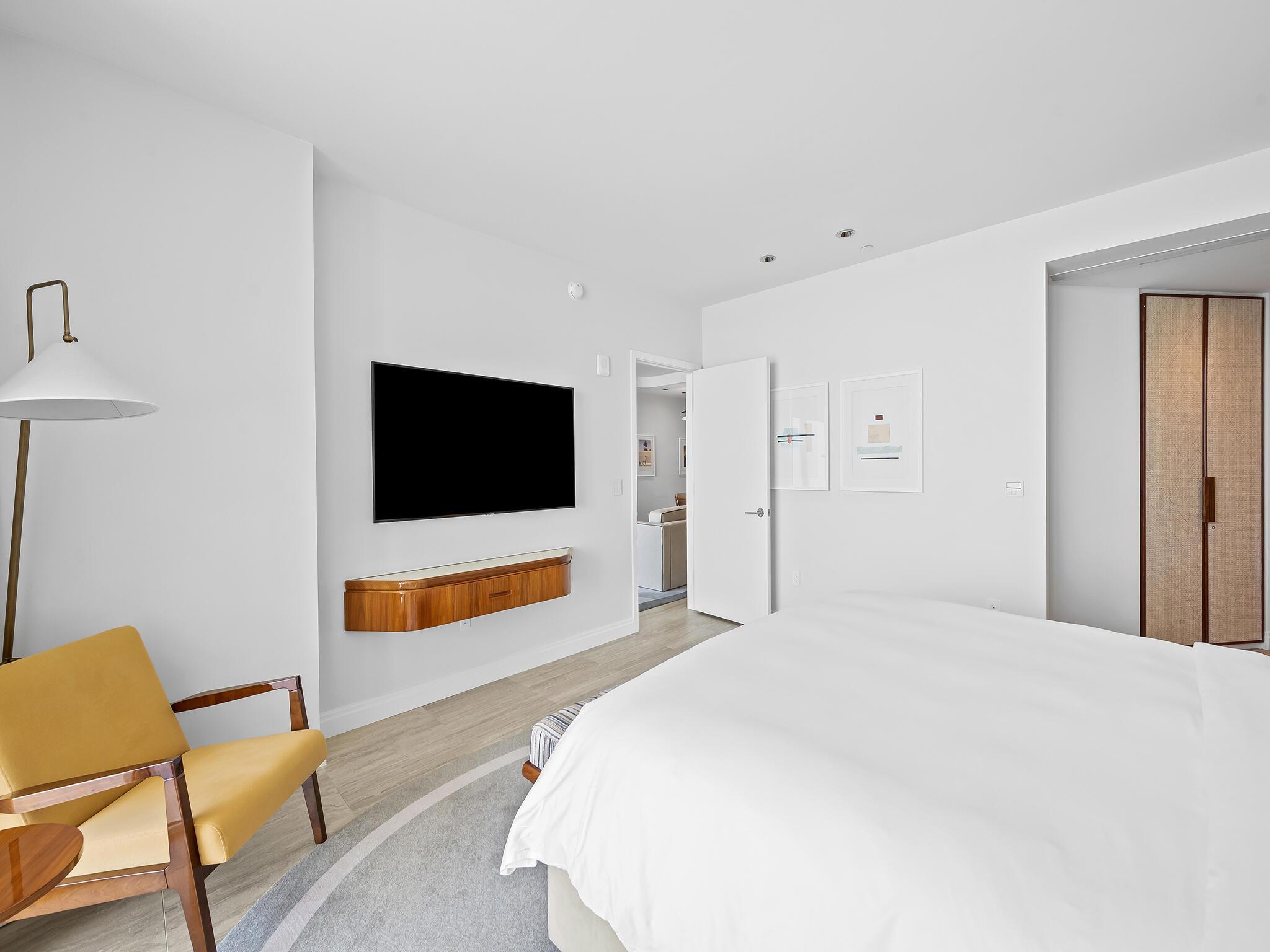 525 N Fort Lauderdale Bch Blvd #1505 Fort Lauderdale, FL 33304