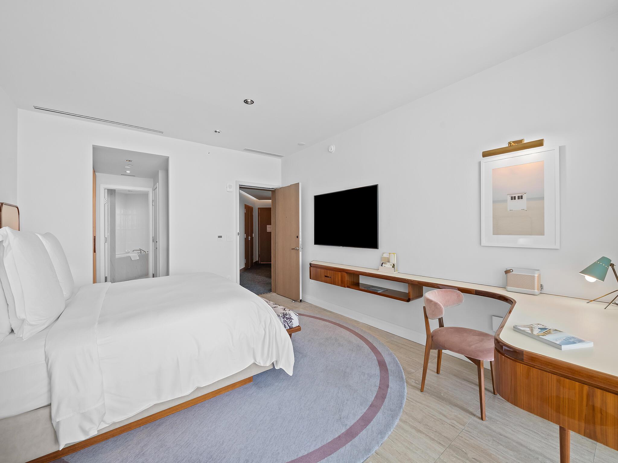 525 N Fort Lauderdale Bch Blvd #1505 Fort Lauderdale, FL 33304